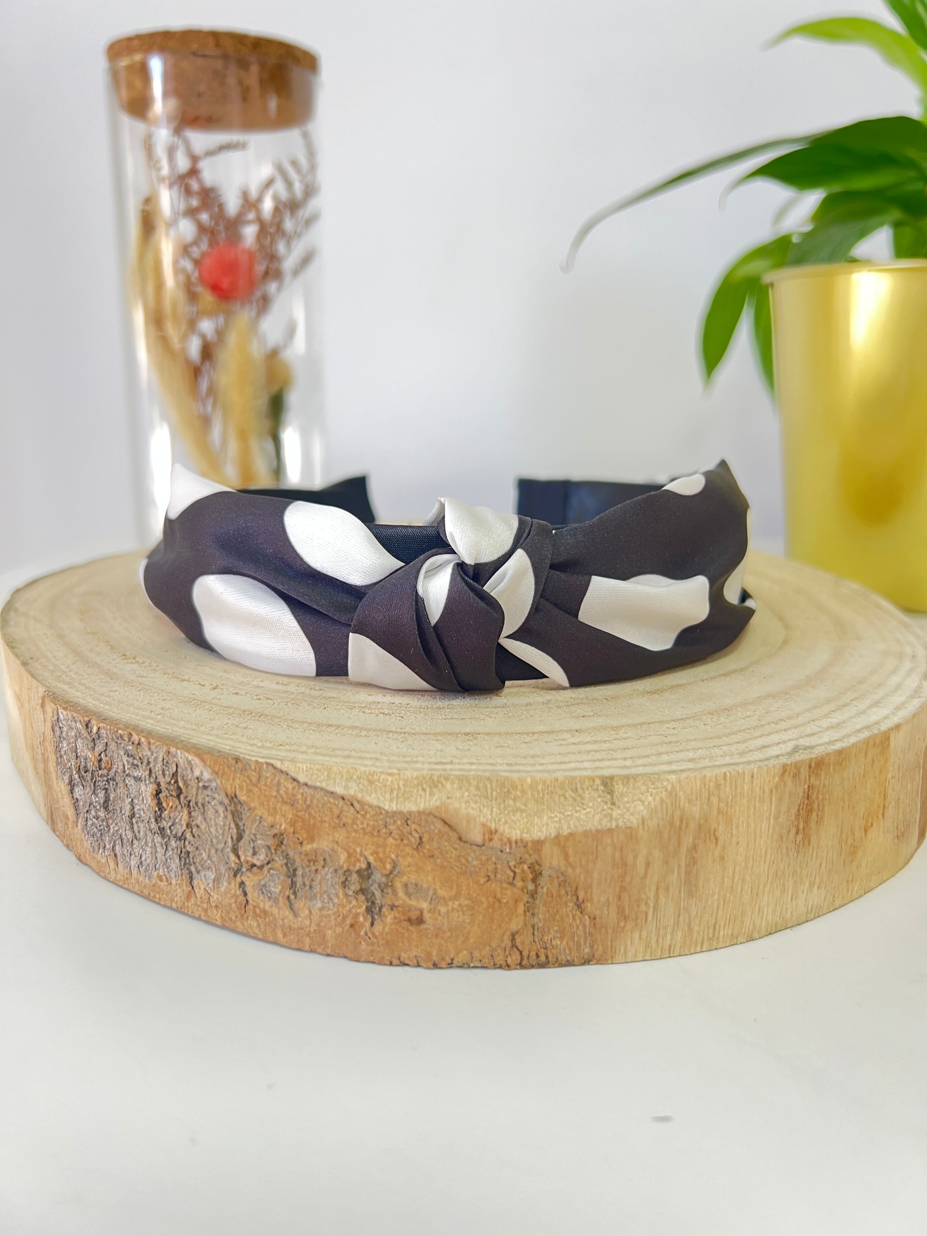 Diadema negra lunares