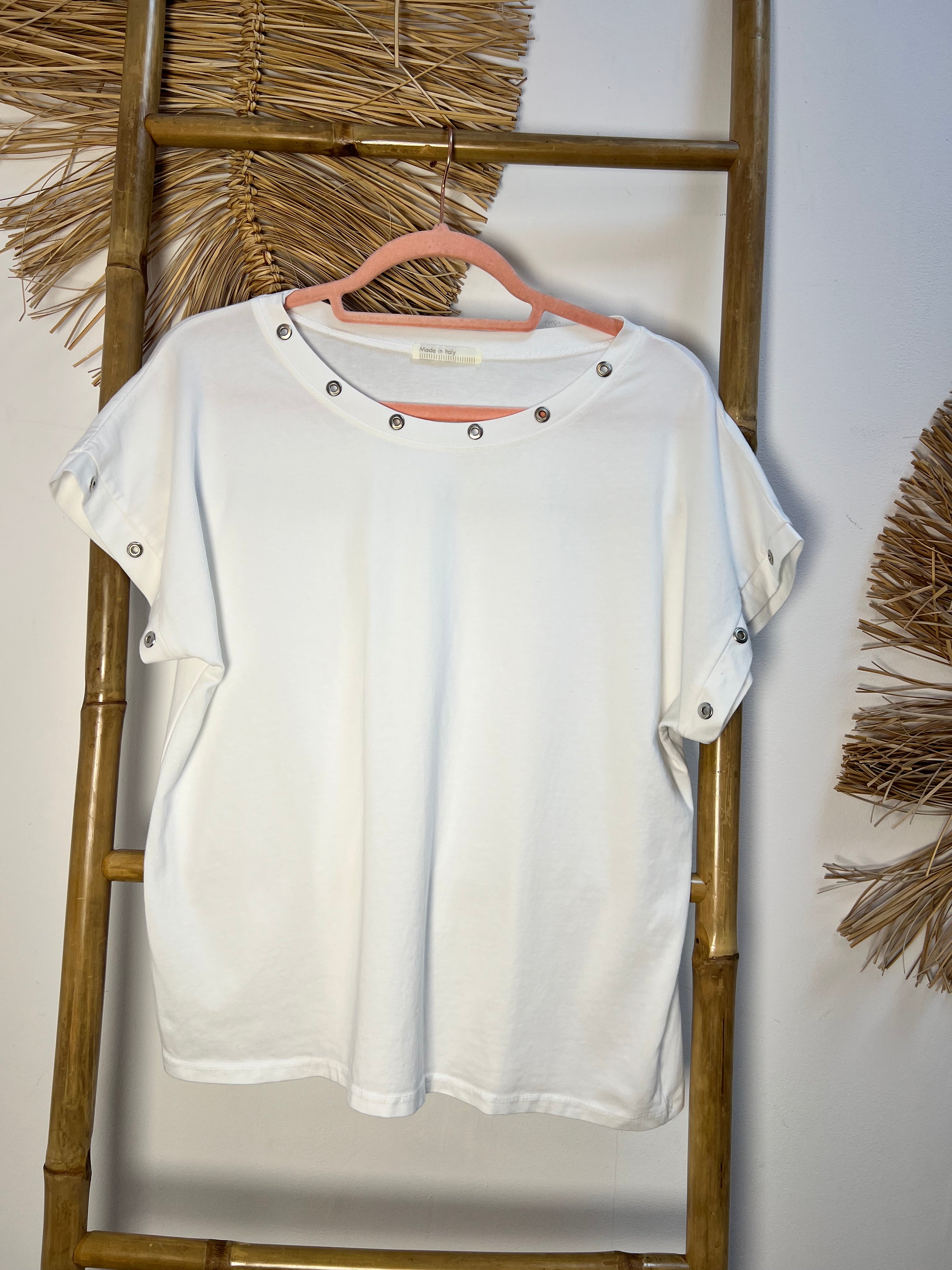 Camiseta Tachuelas