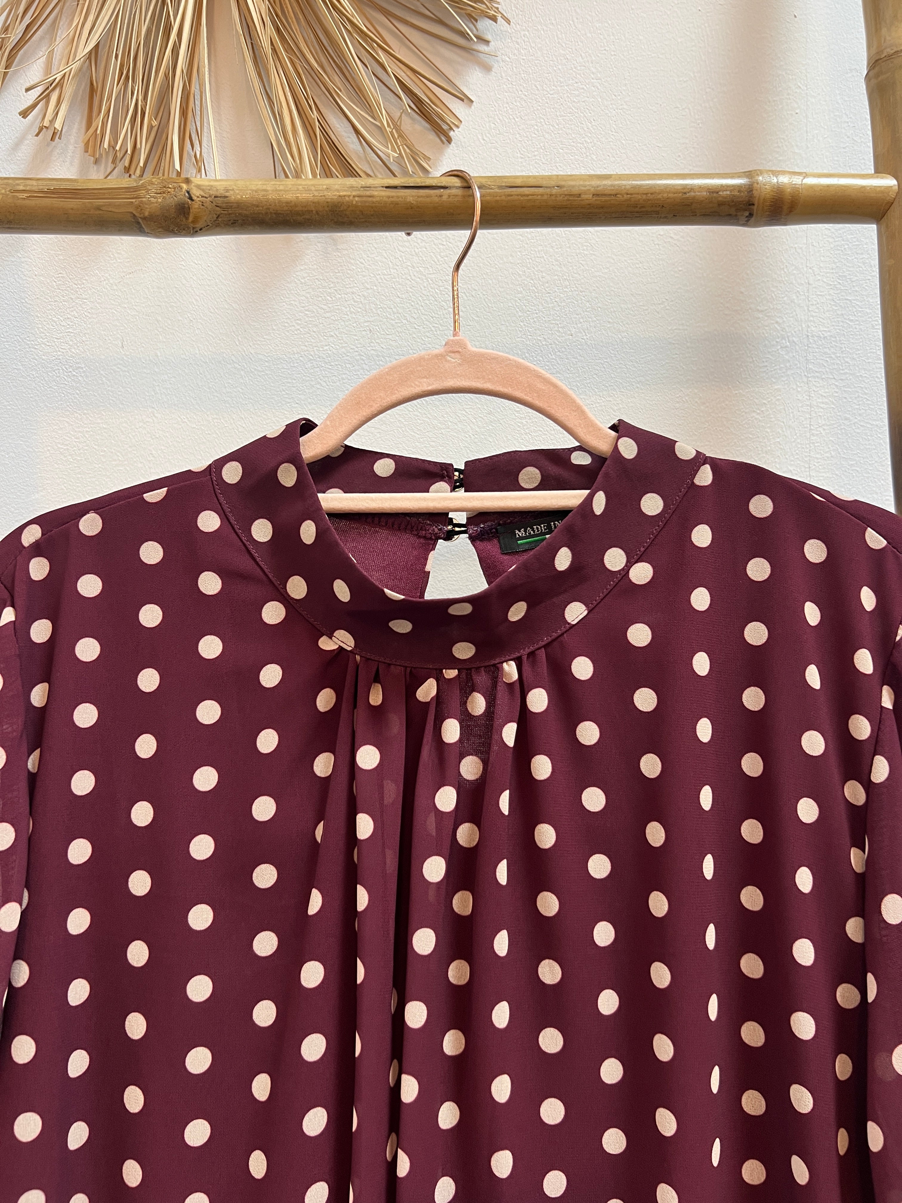 Blusa lunares cuello