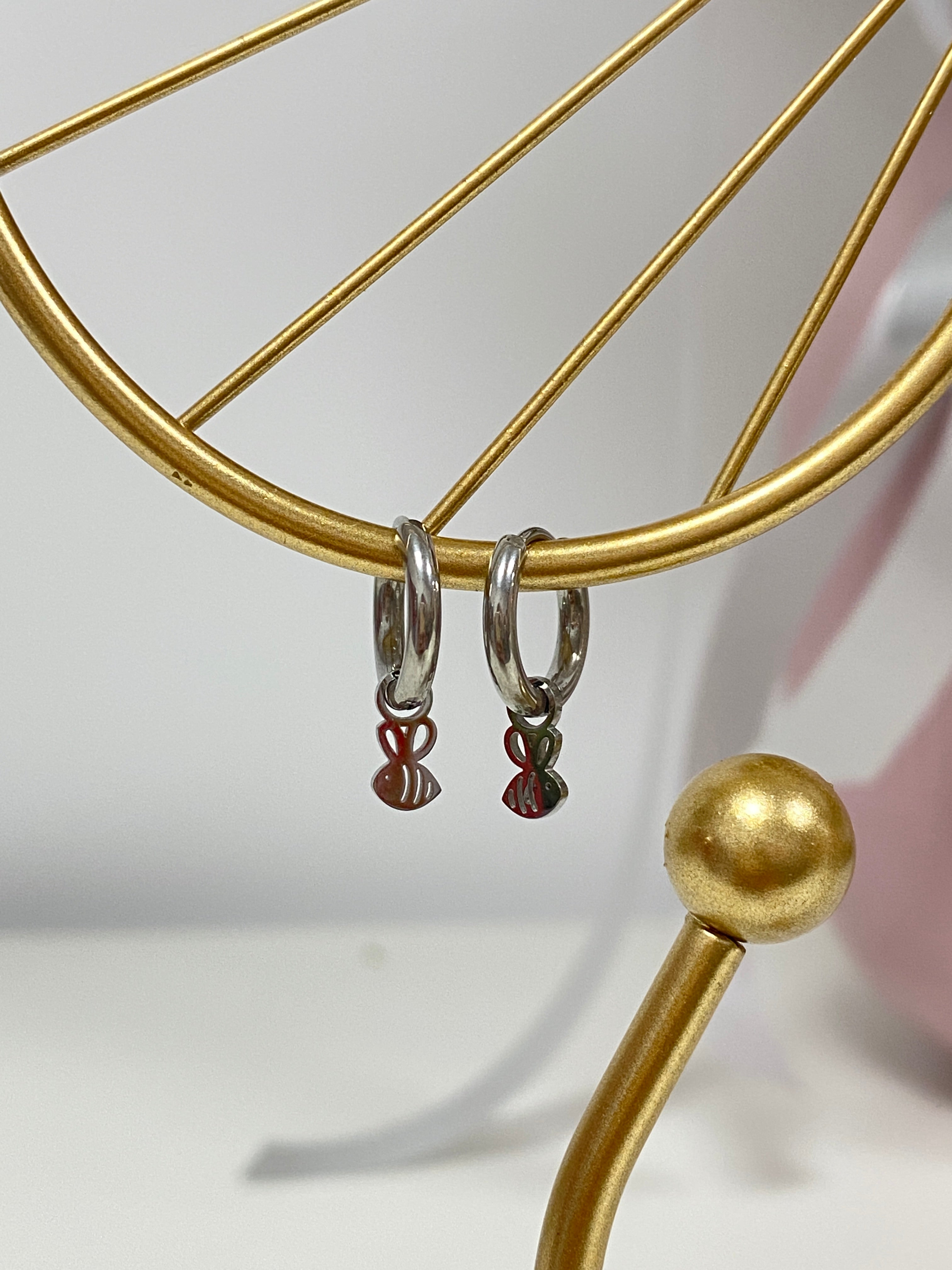 Pendientes aro abeja