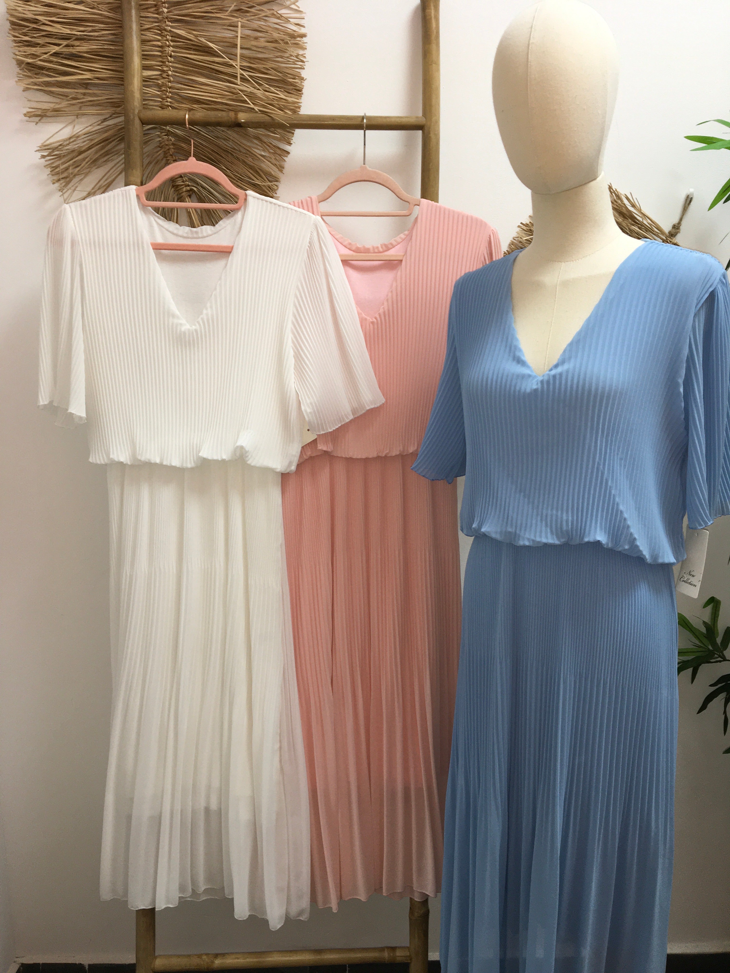 Vestido plisado cintura