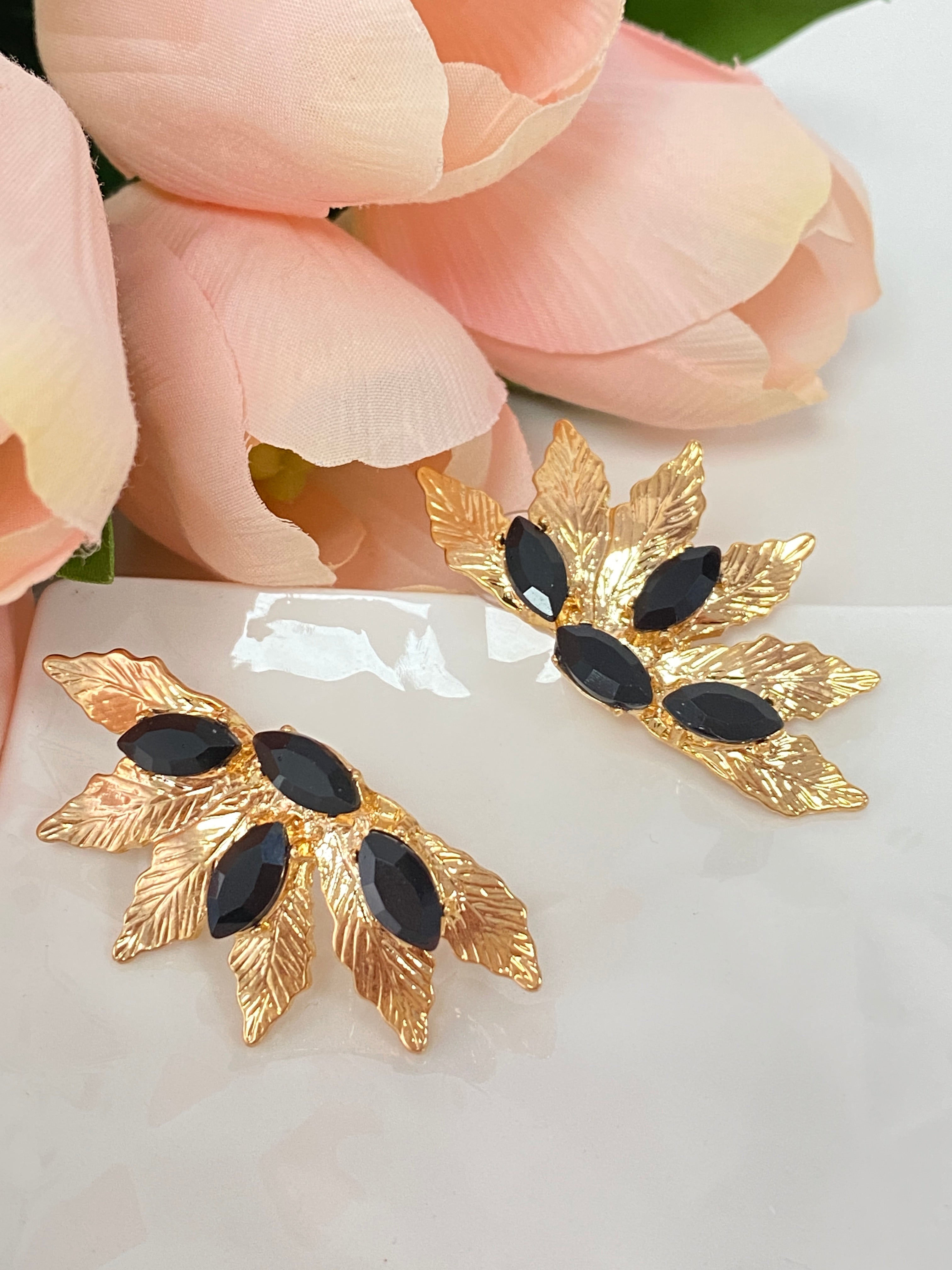 Pendientes mariposa negro