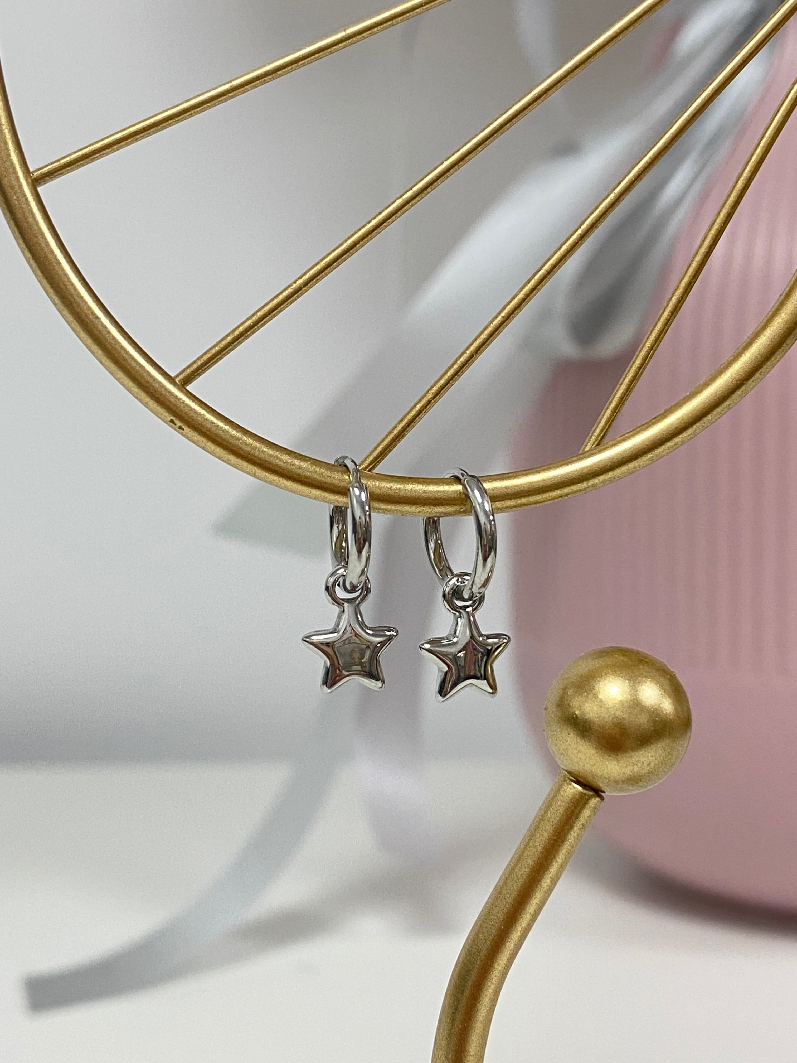 Pendientes aros mini estrella