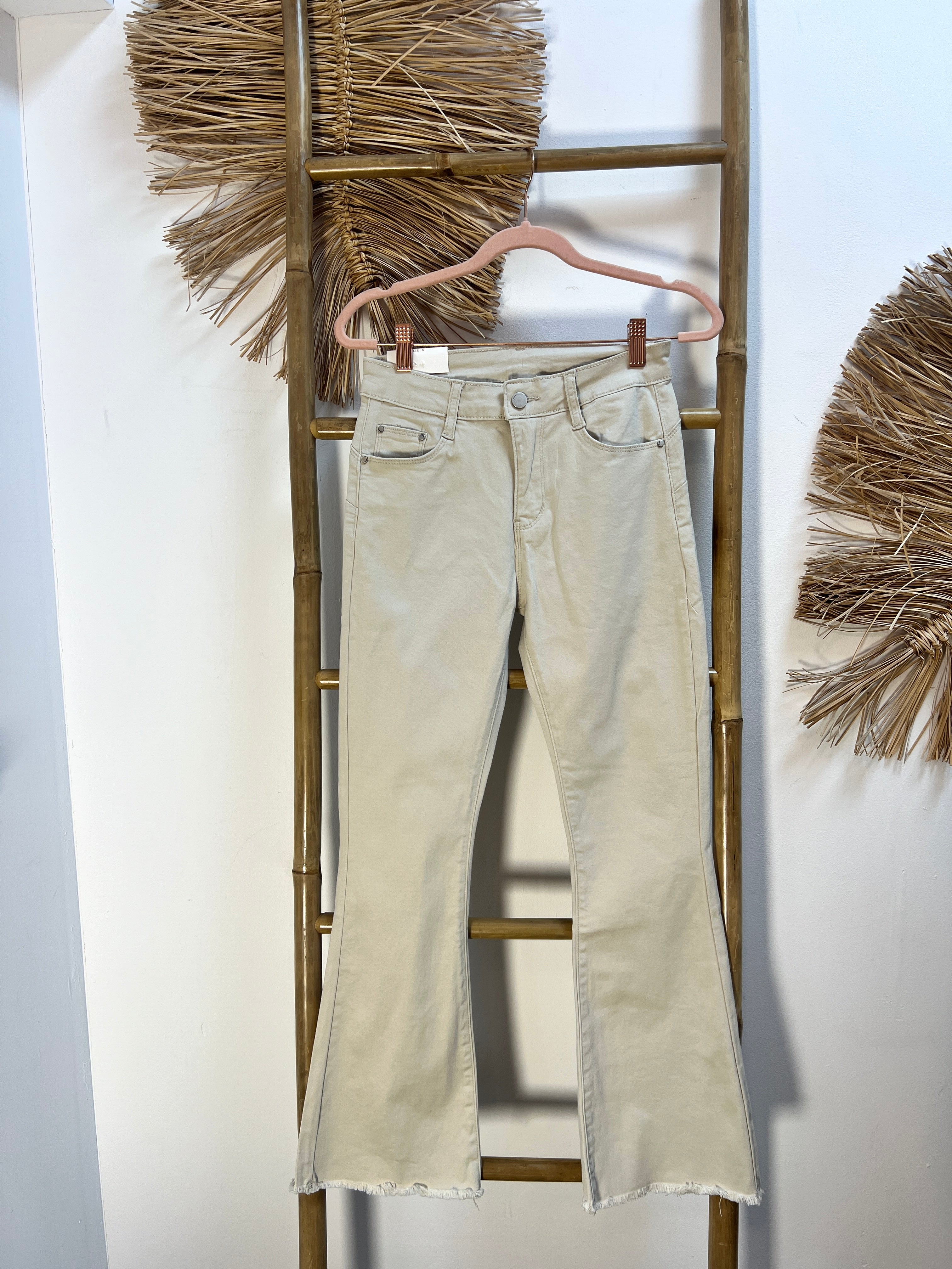 Jeans Flared desflecado colores