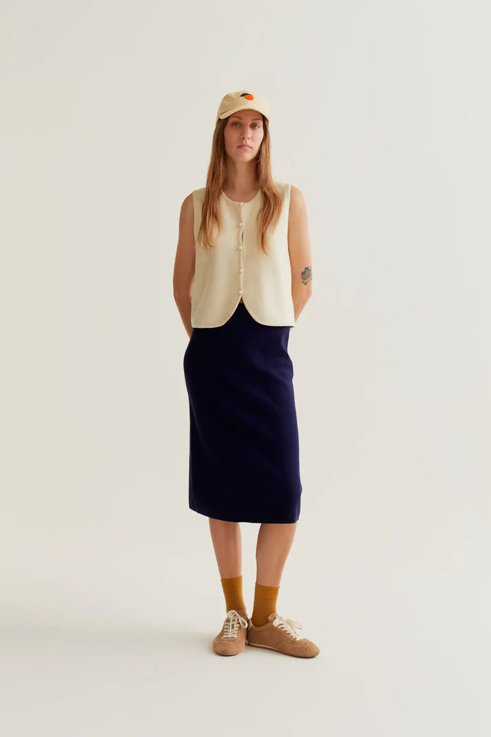 Falda midi punto azul marino Compañía Fantástica