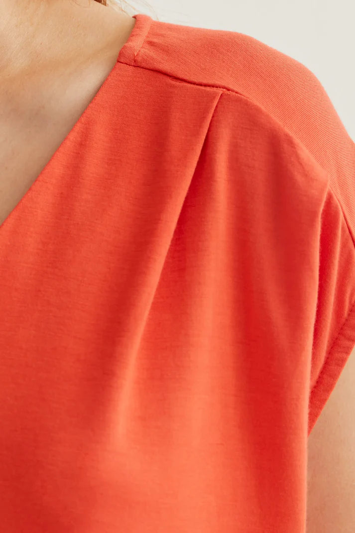 Camiseta rojo manga sisa compañía Fantástica