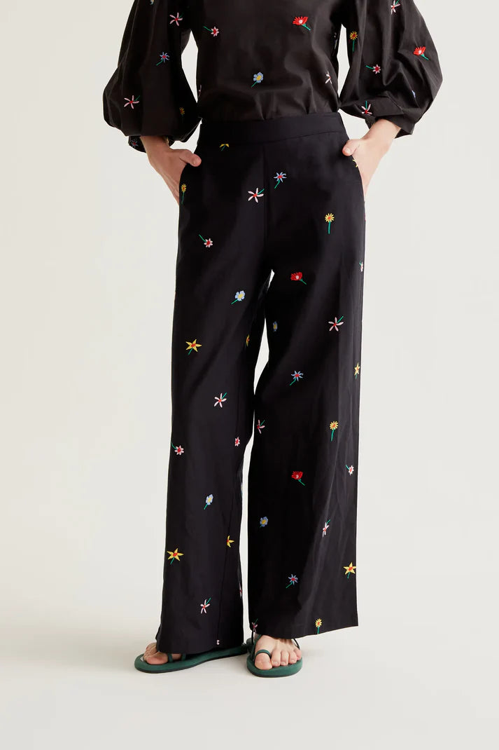 Pantalon con estampado Black Gardener Flowers Compañia Fantastica