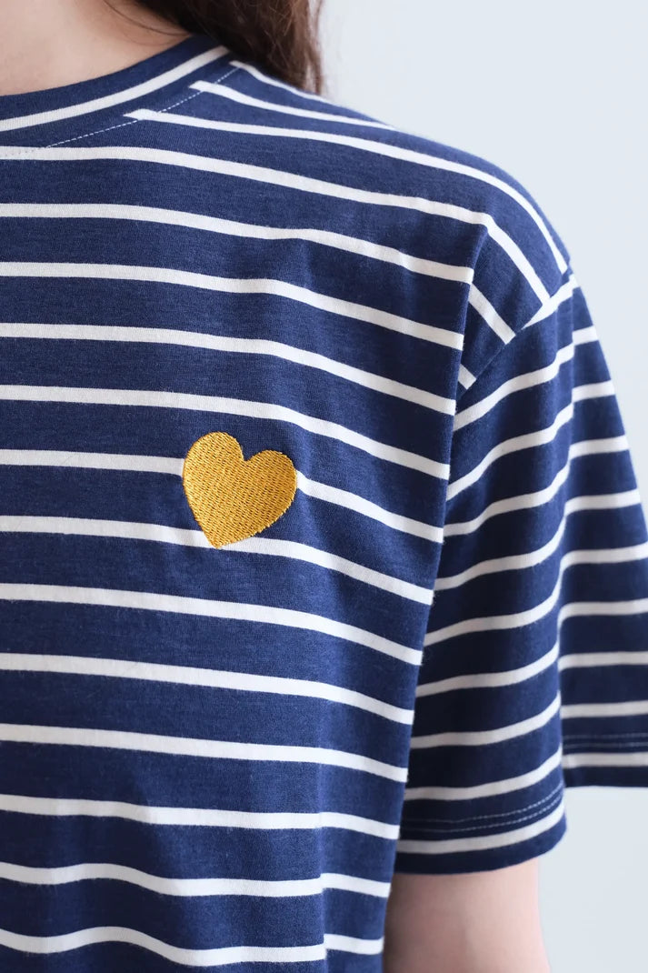 CAMISETA 100% ALGODON CON ESTAMPADO RAYAS AZUL MARINO