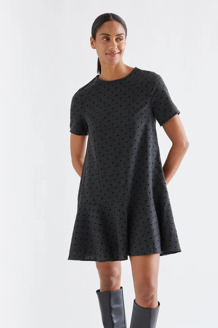 VESTIDO CORTO TWEED GRIS CON PUNTO NEGRO (COMPAÑIA FANTASTICA)