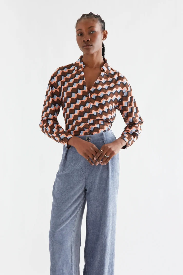 CAMISA CON ESTAMPADO SCALA (COMPAÑIA FANTASTICA)