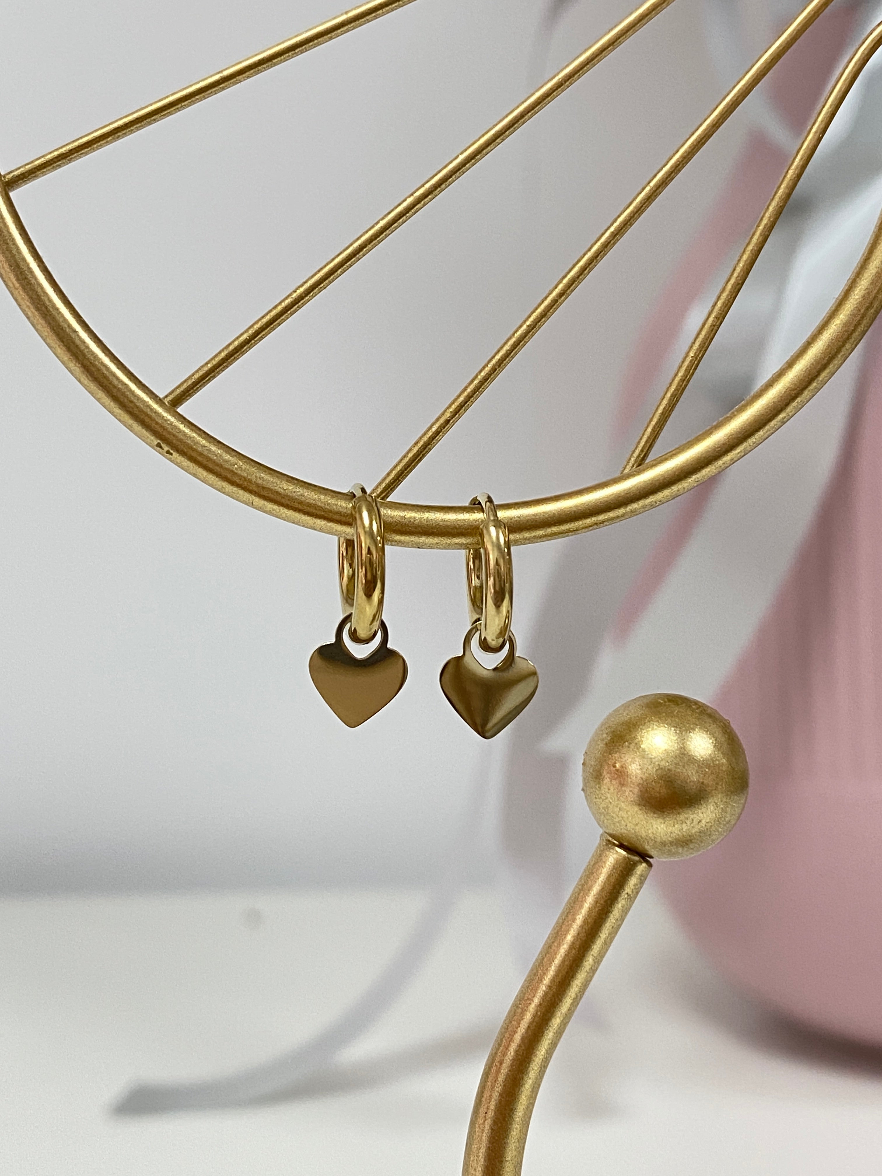 Pendiente aro corazón