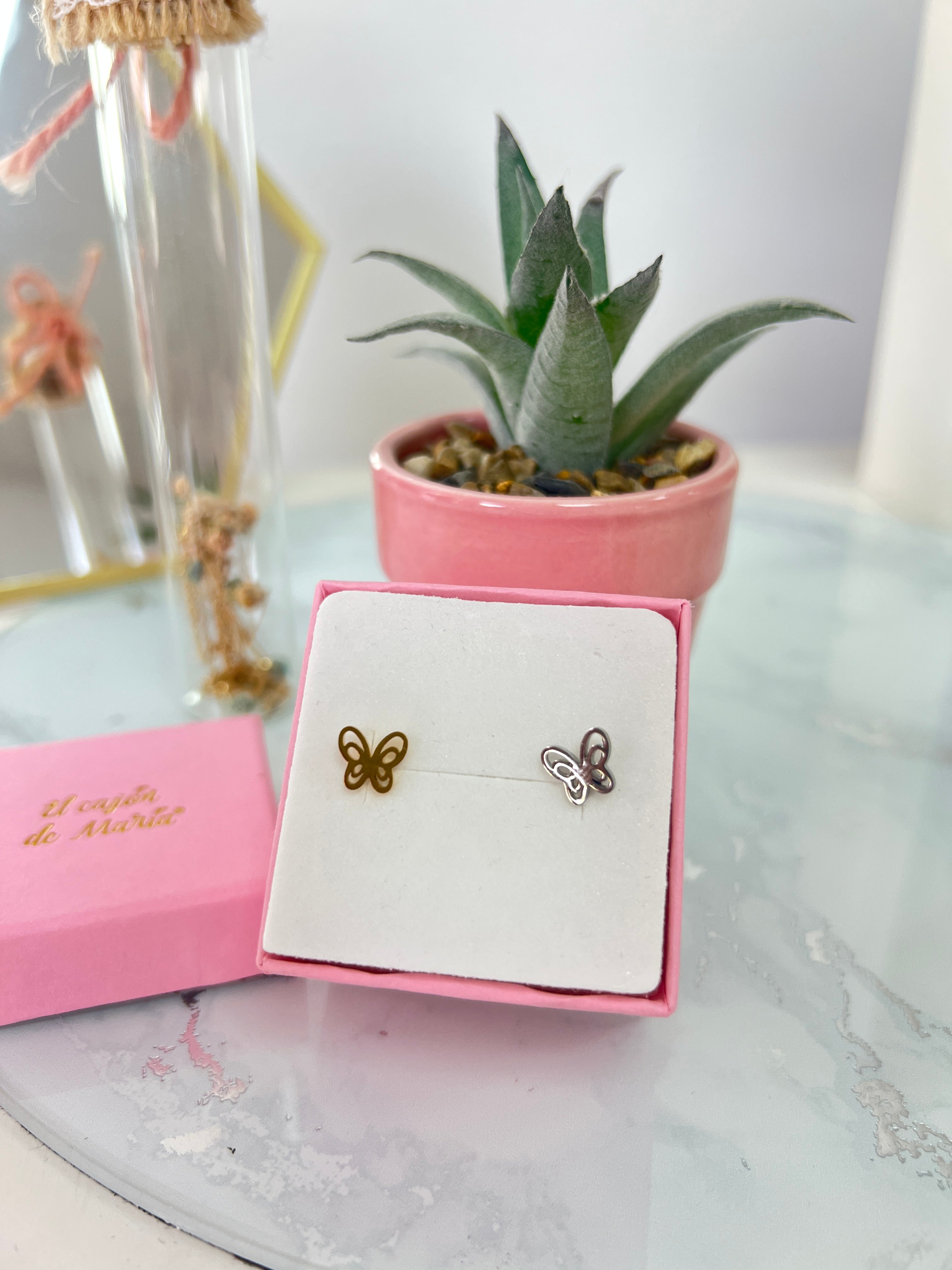 Pendiente Mini Estrella Silueta