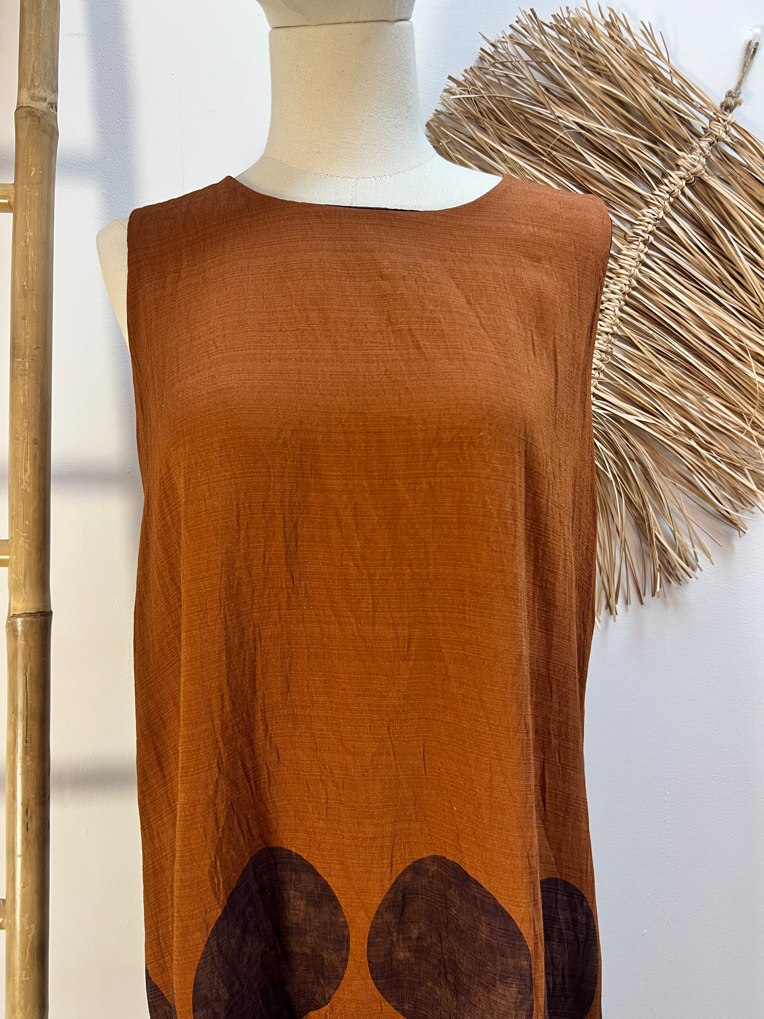 Vestido circulos marrón