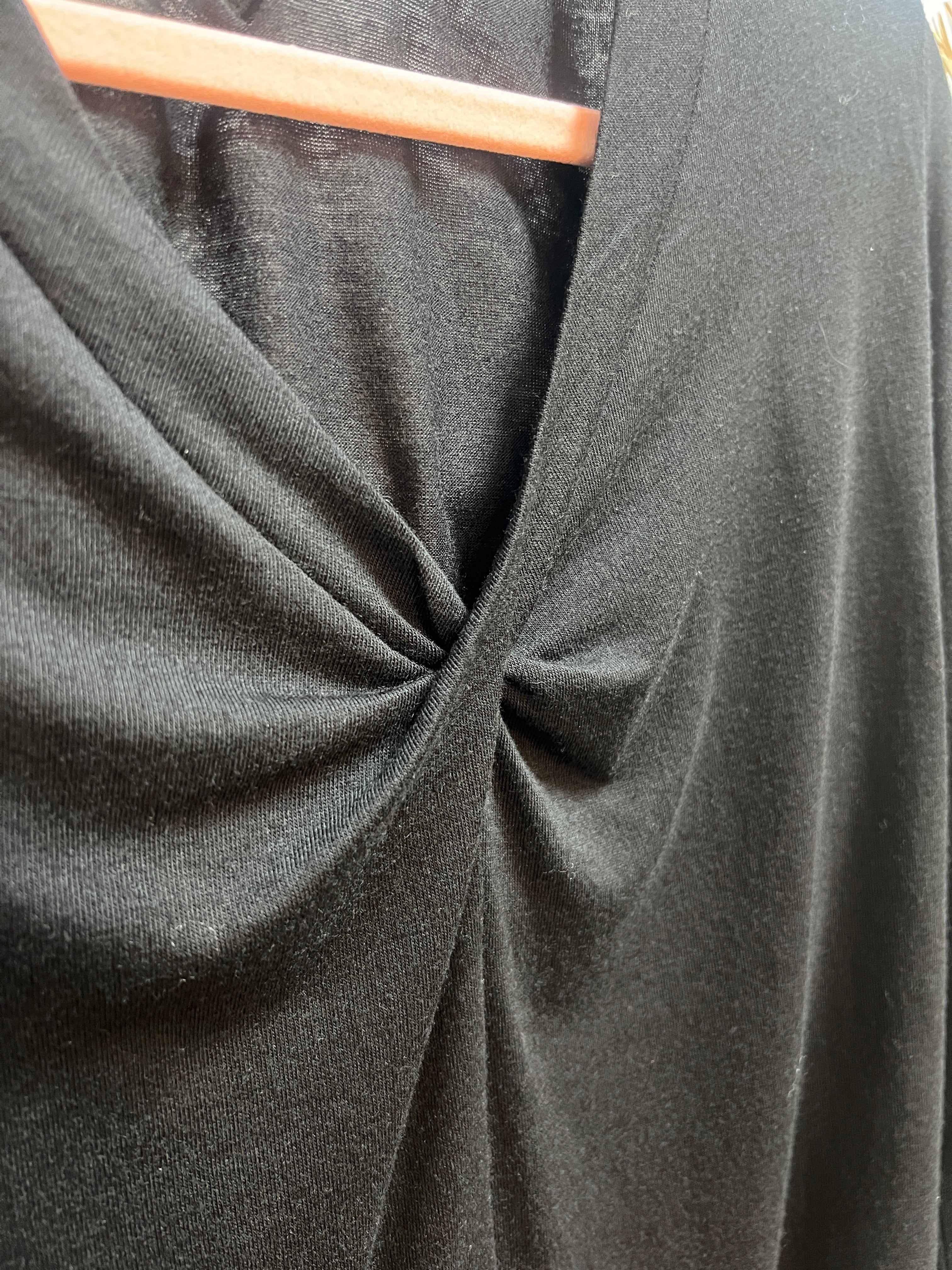 Camiseta anudada negra CF