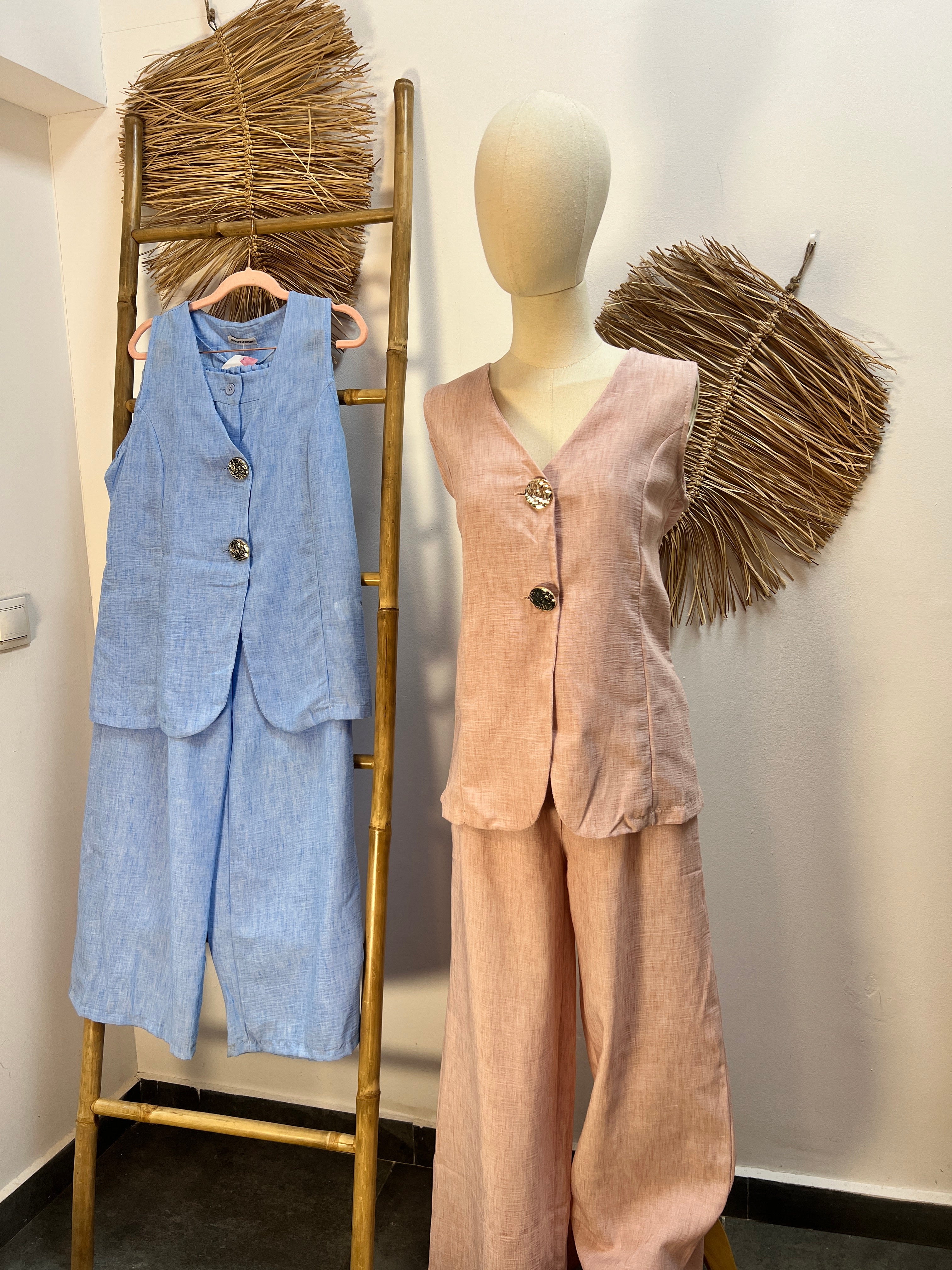 Conjunto lino botones dorados