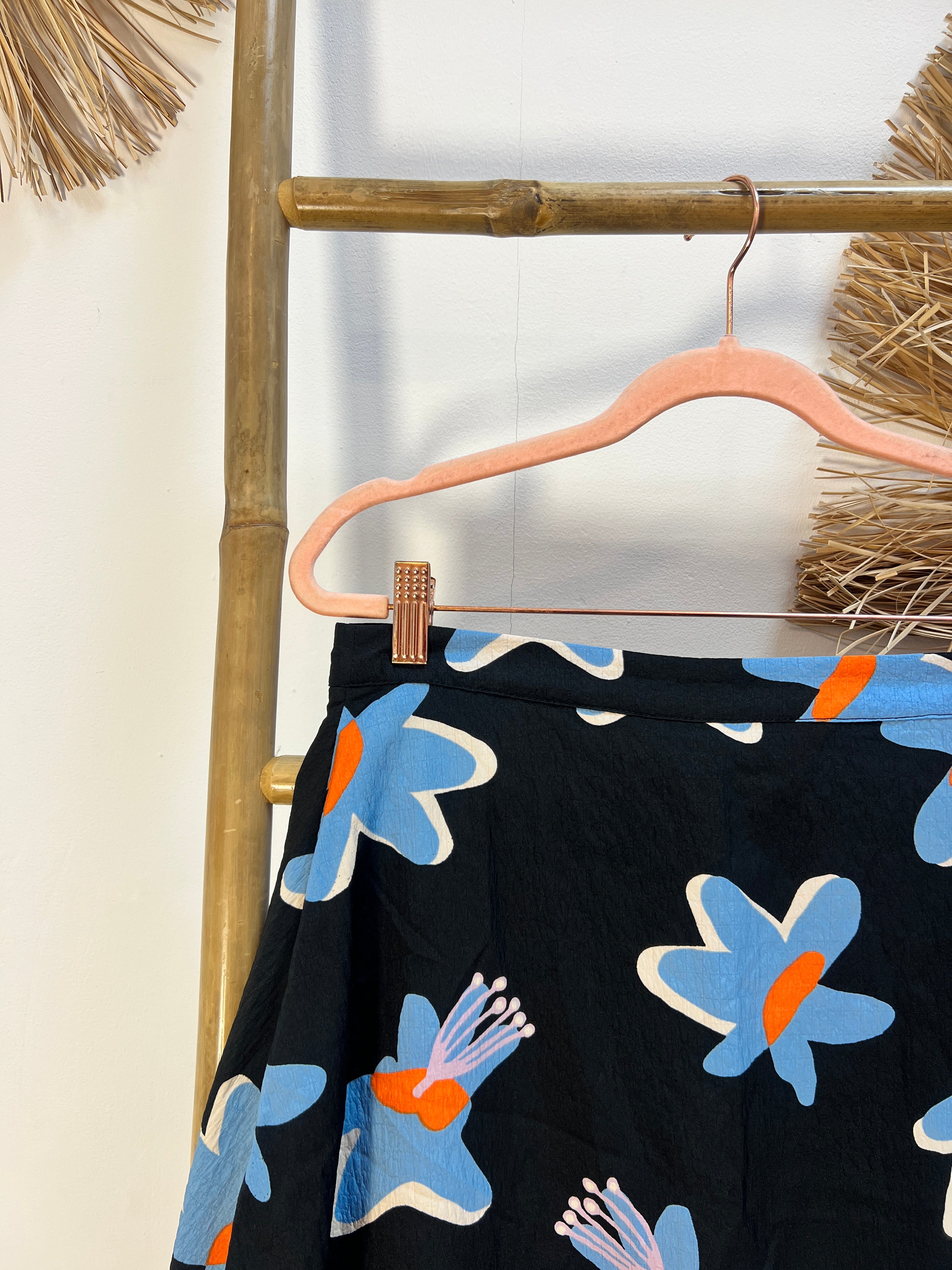 Falda corta estampado catalea negra CF