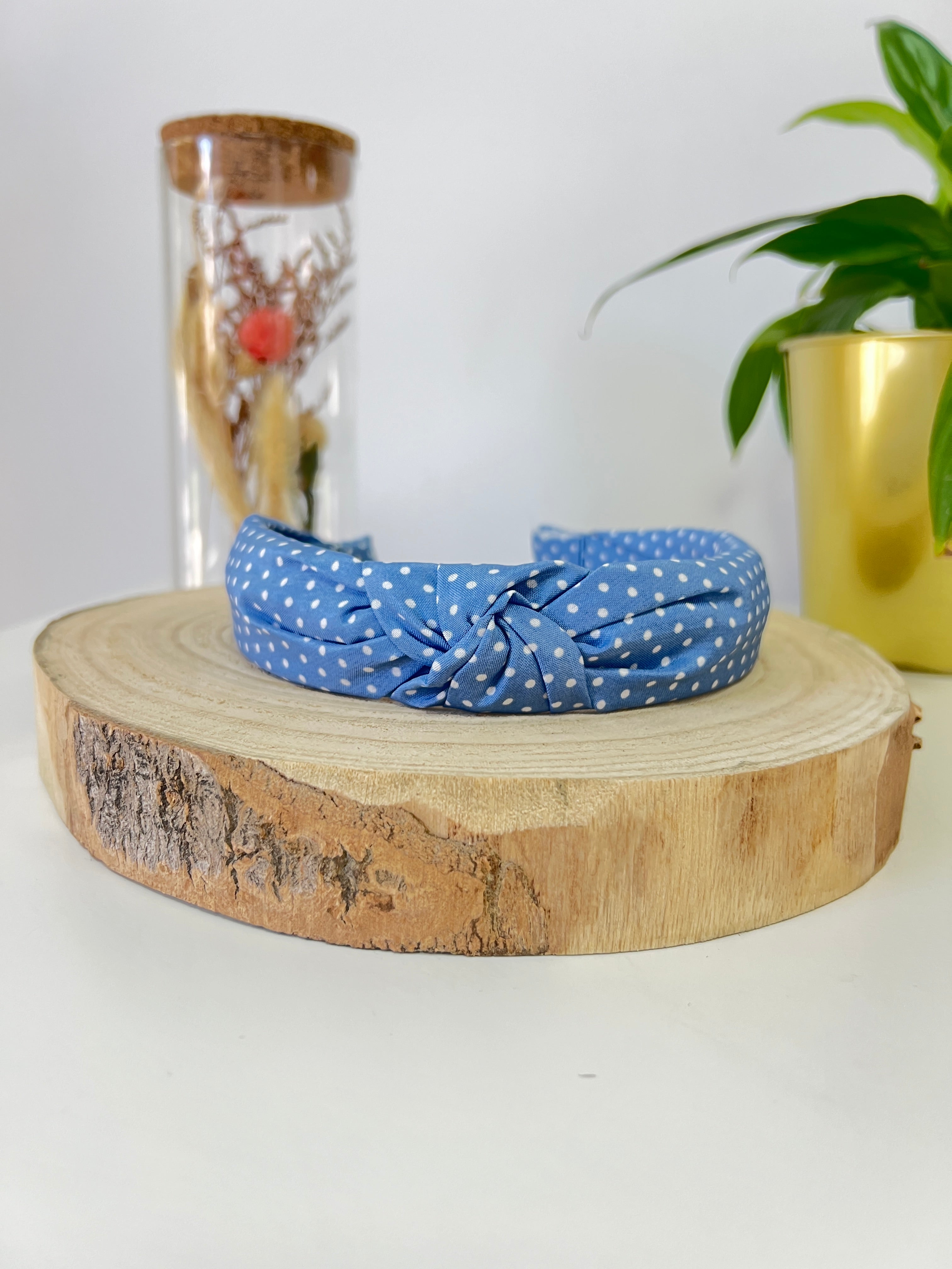 Diadema azul puntitos