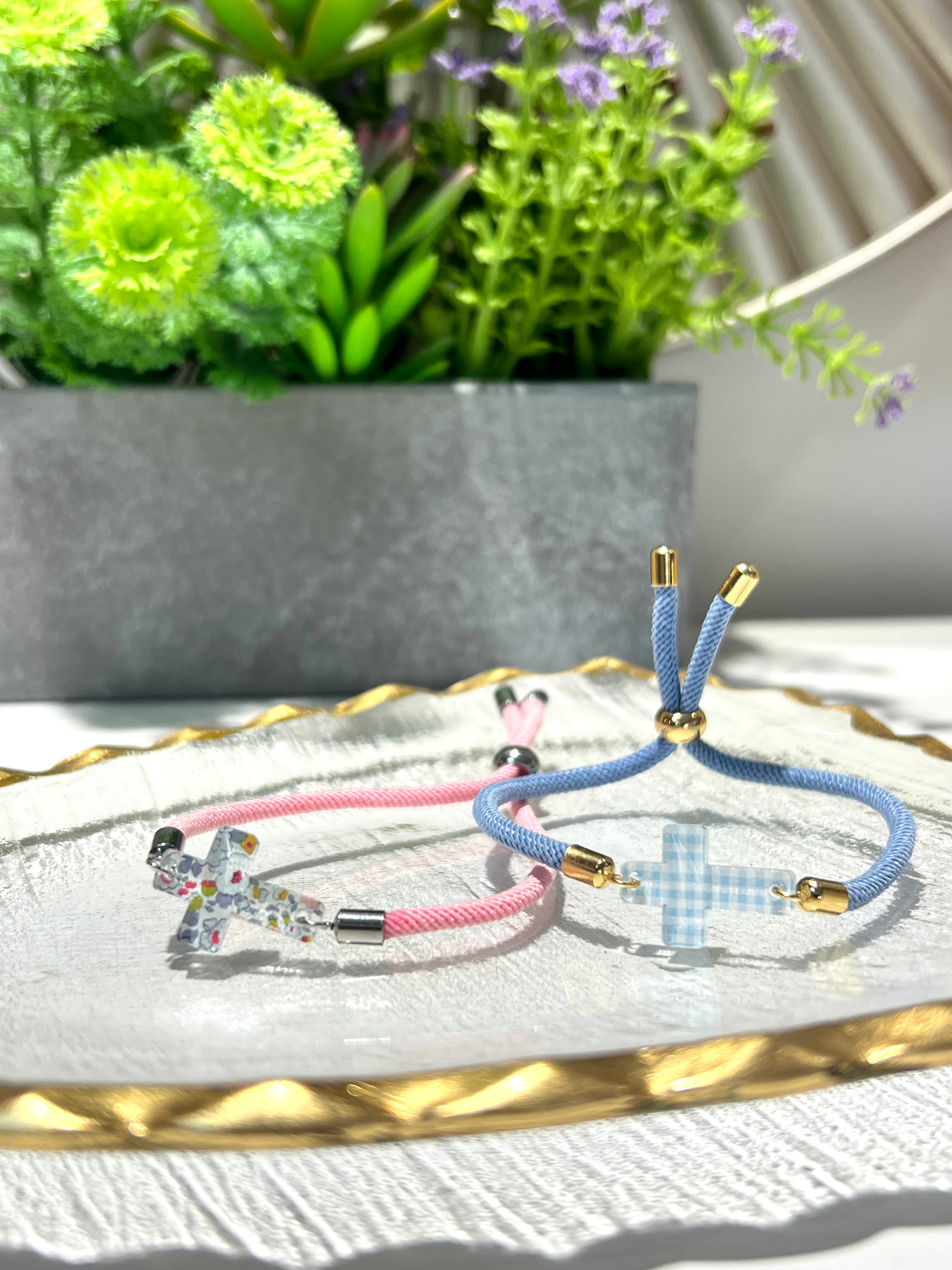 Pulsera cruz