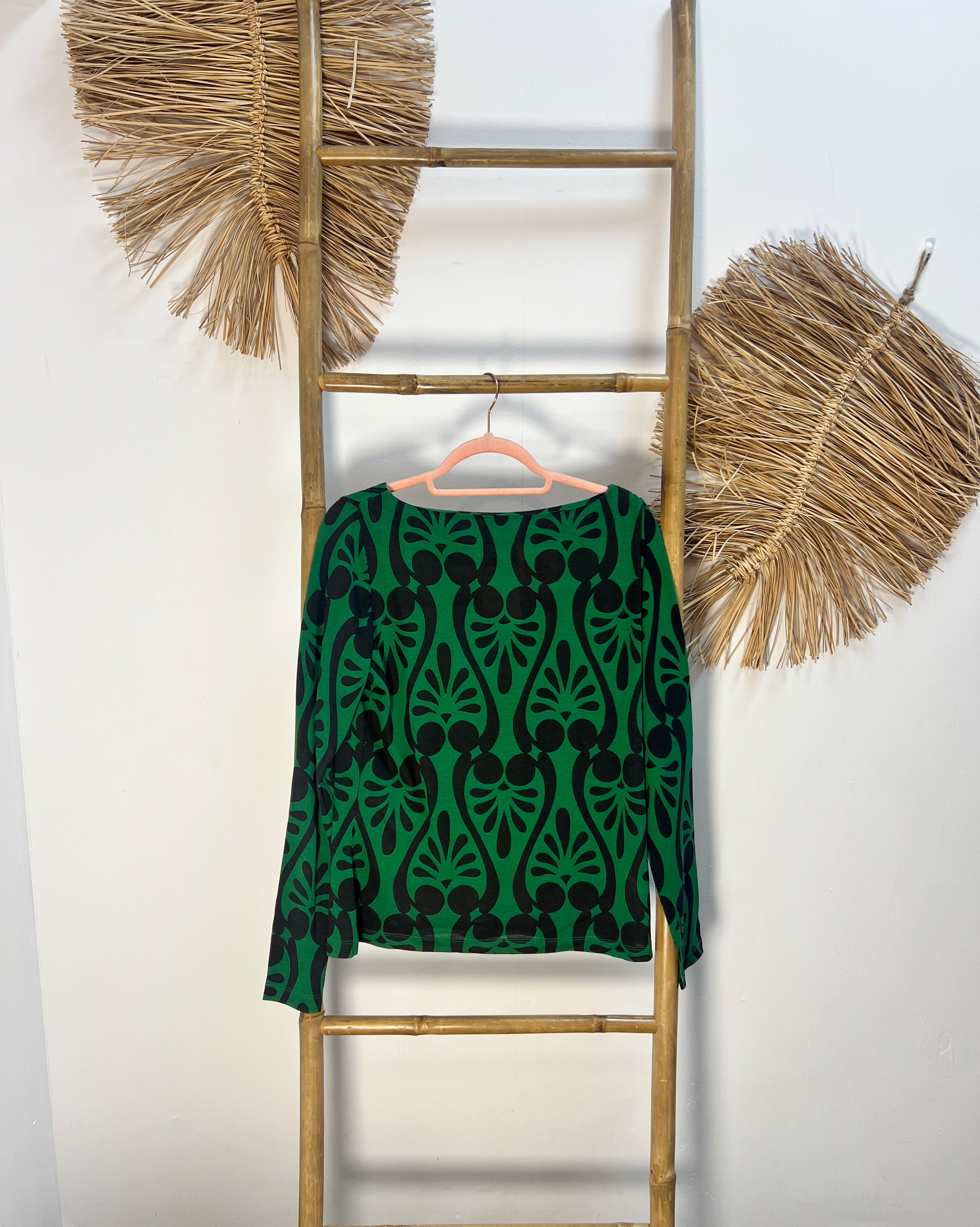 Camiseta con estampado baroque. CF