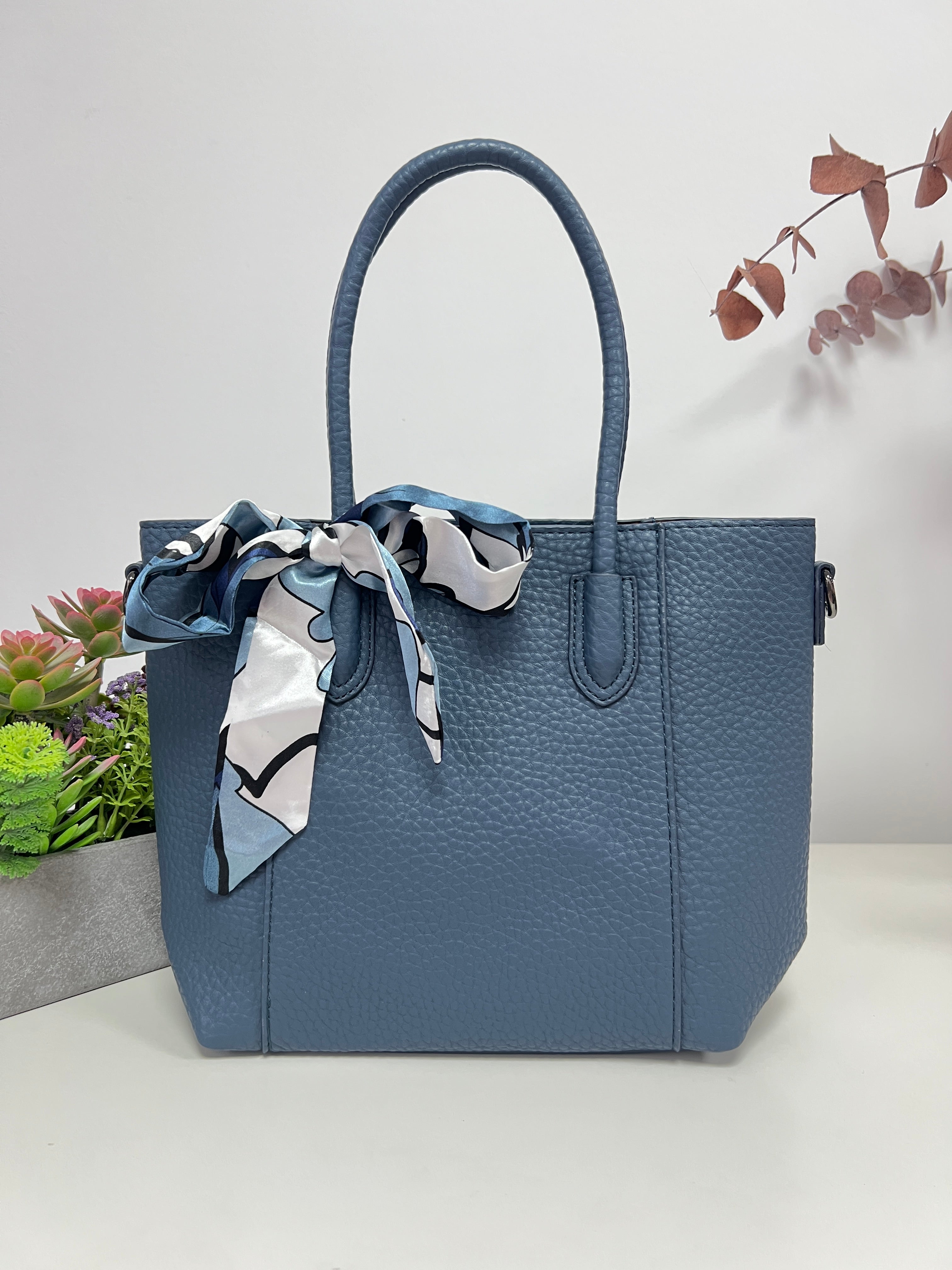 Bolso detalle lazo bandolera