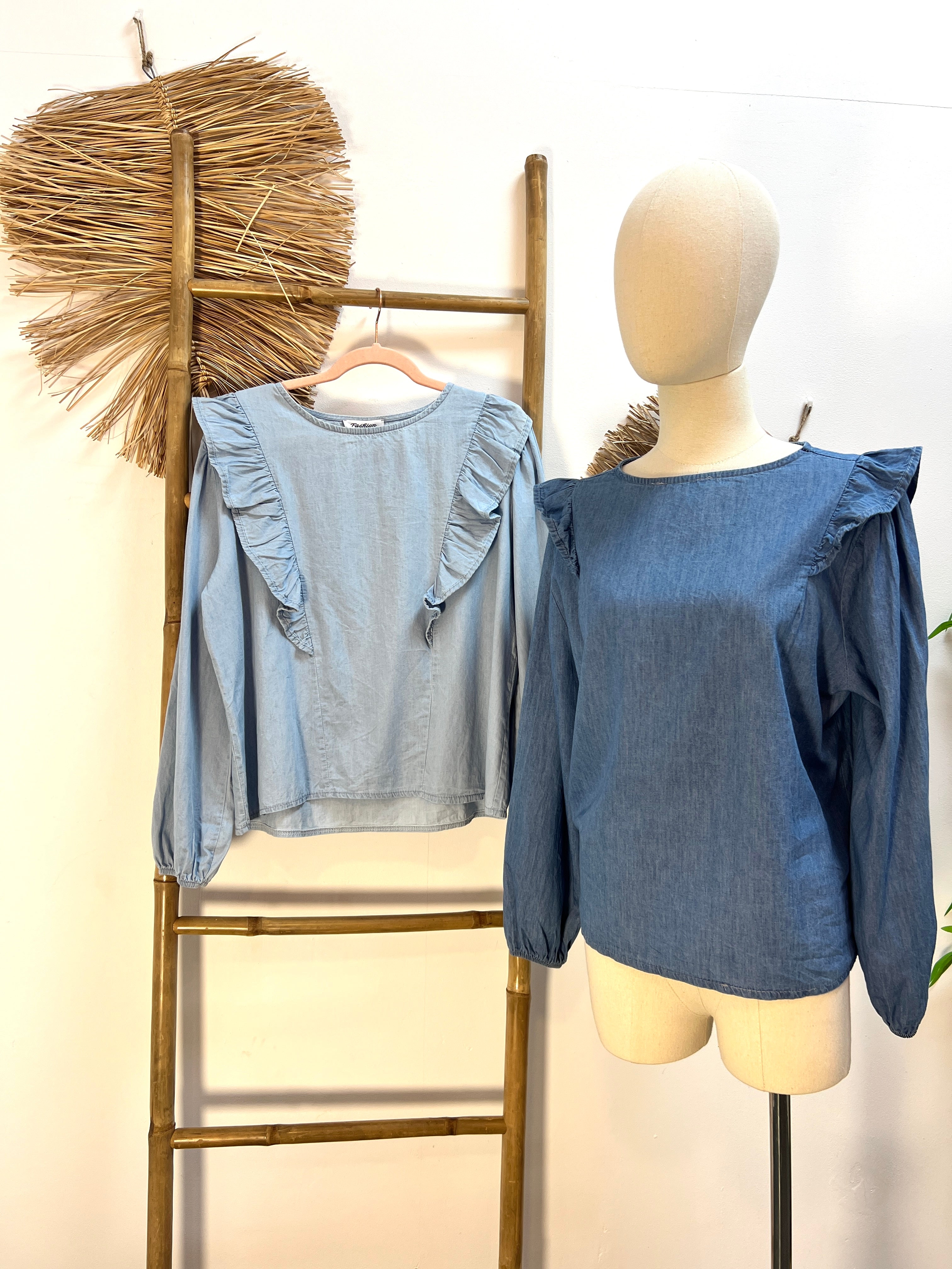 Blusa vaquera volante