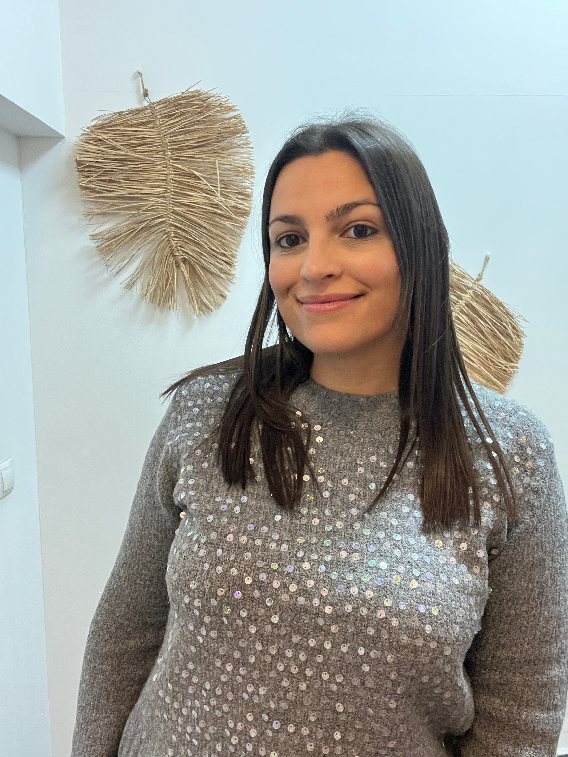 Jersey de punto gris con detalles en lentejuela CF