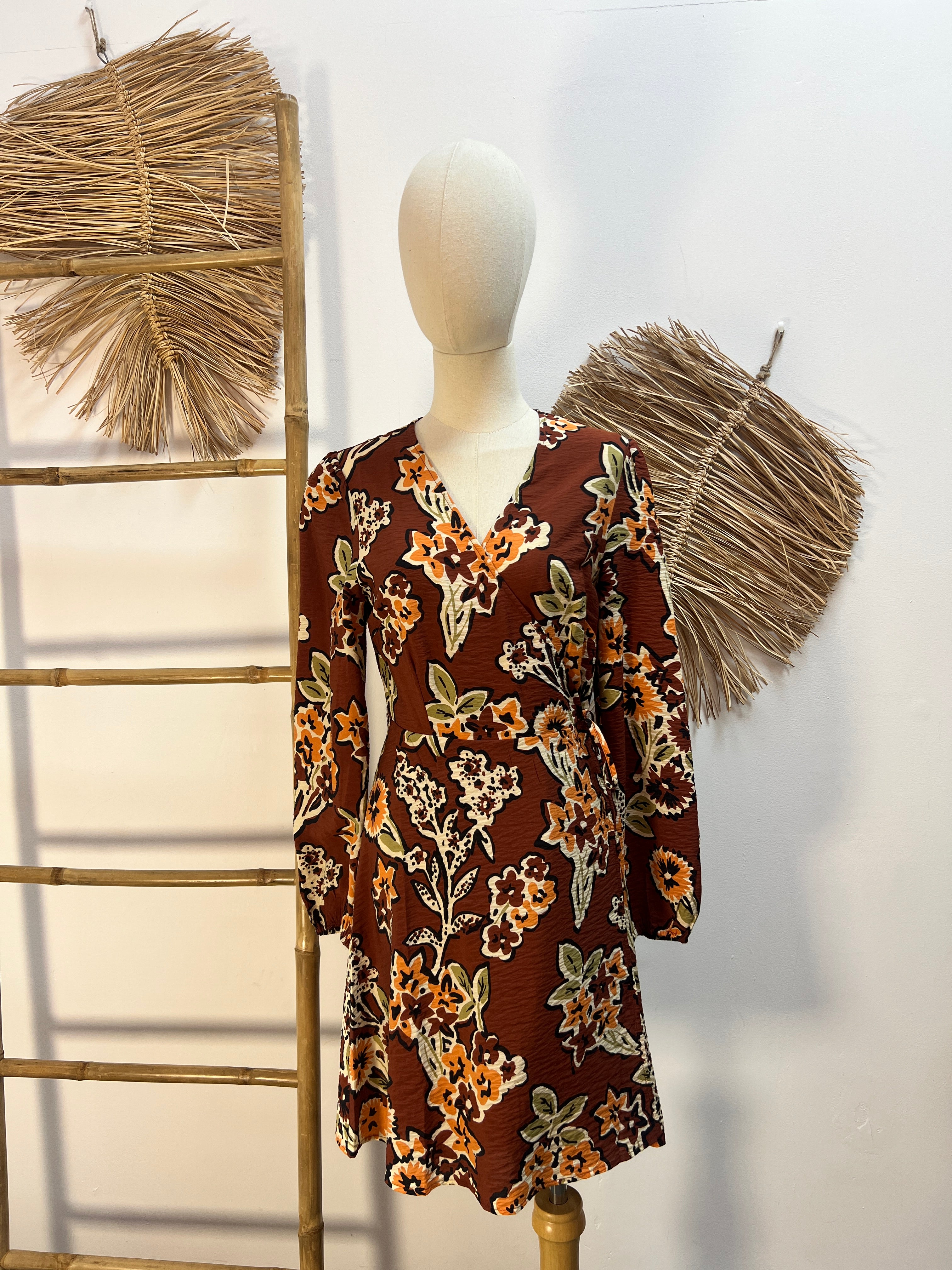 Vestido midi crepe ligero con estampado daisy CF