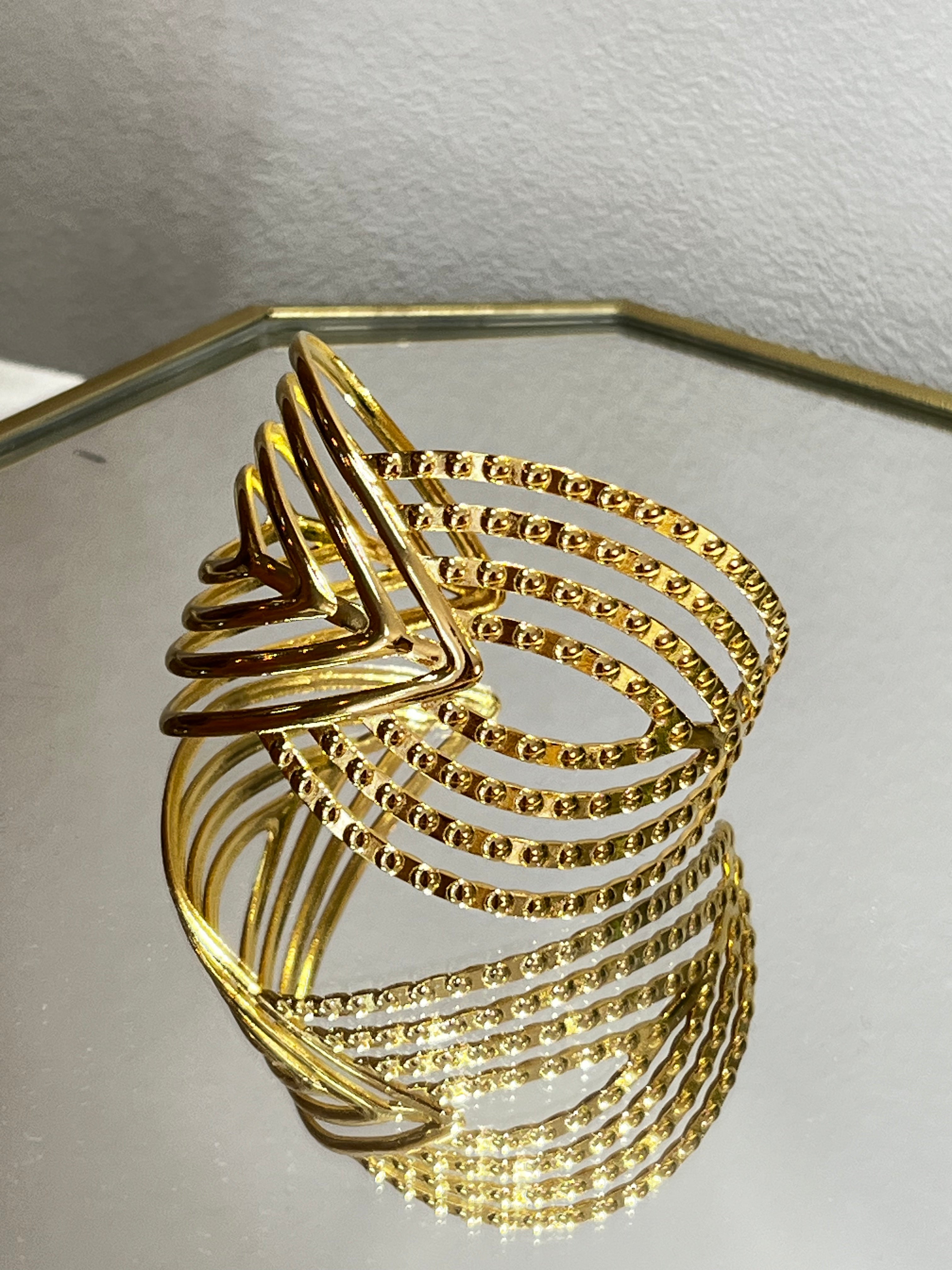 Brazalete dorado