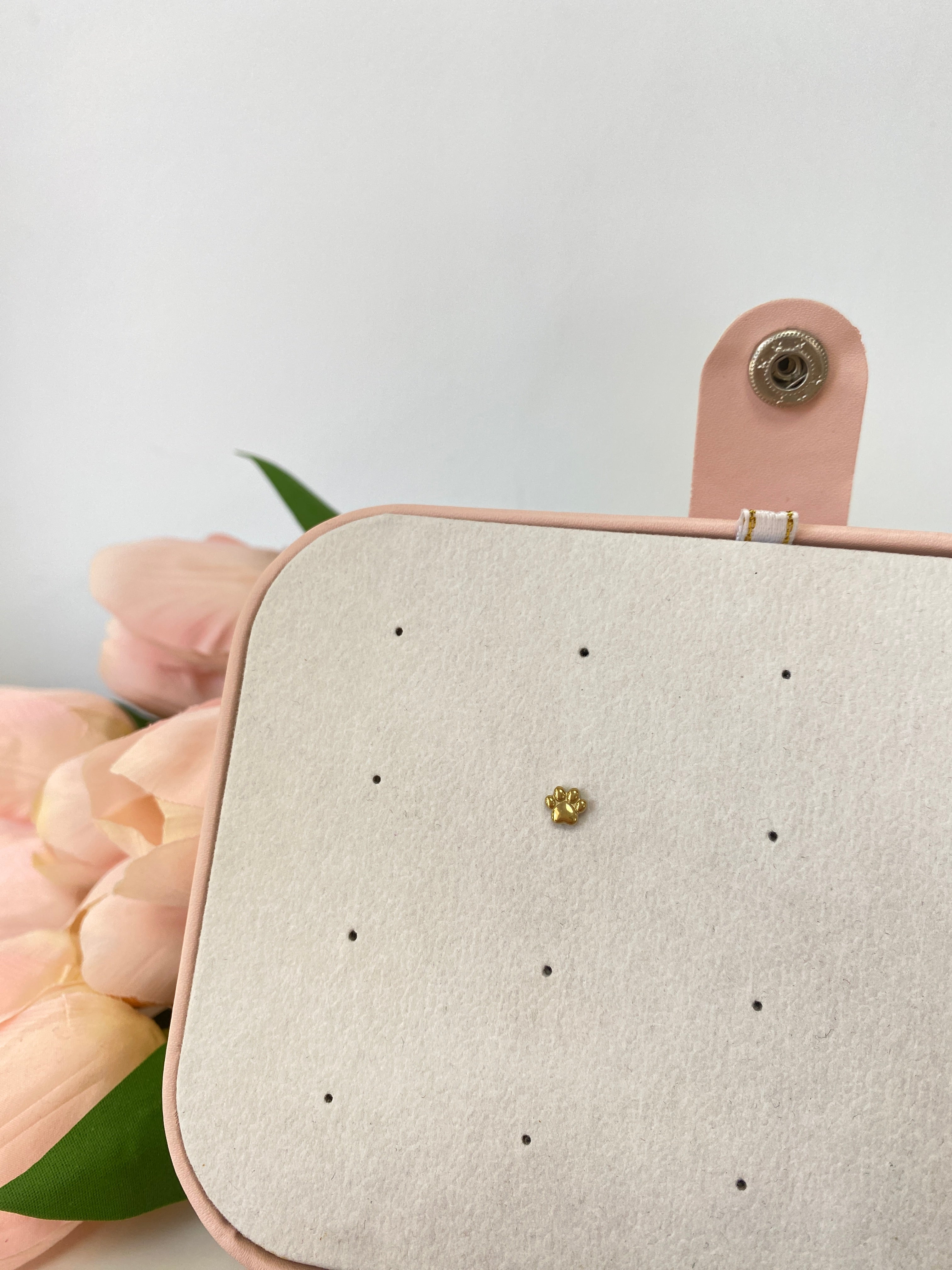 Pendiente mini huella