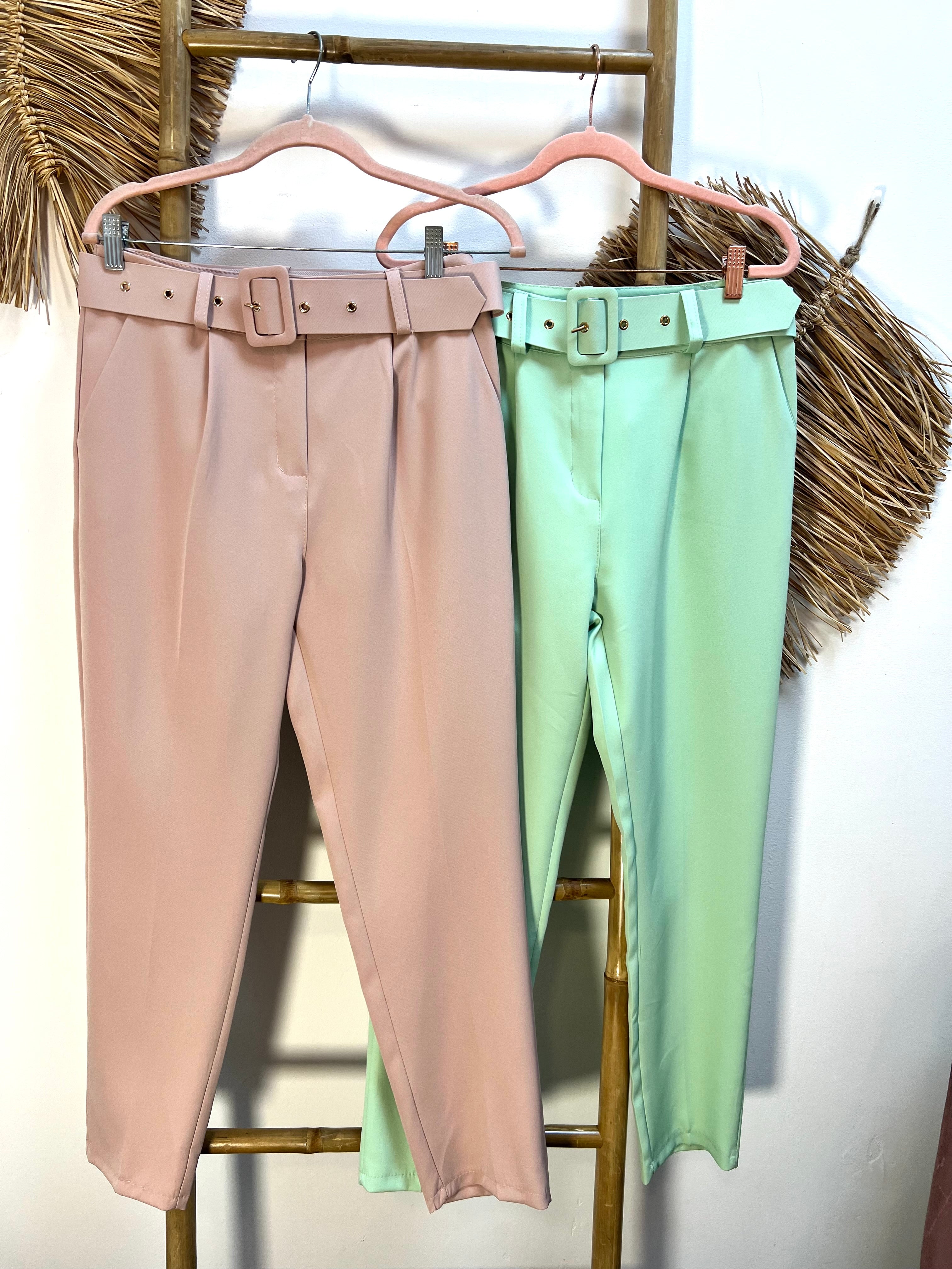 Pantalón cinturón chic