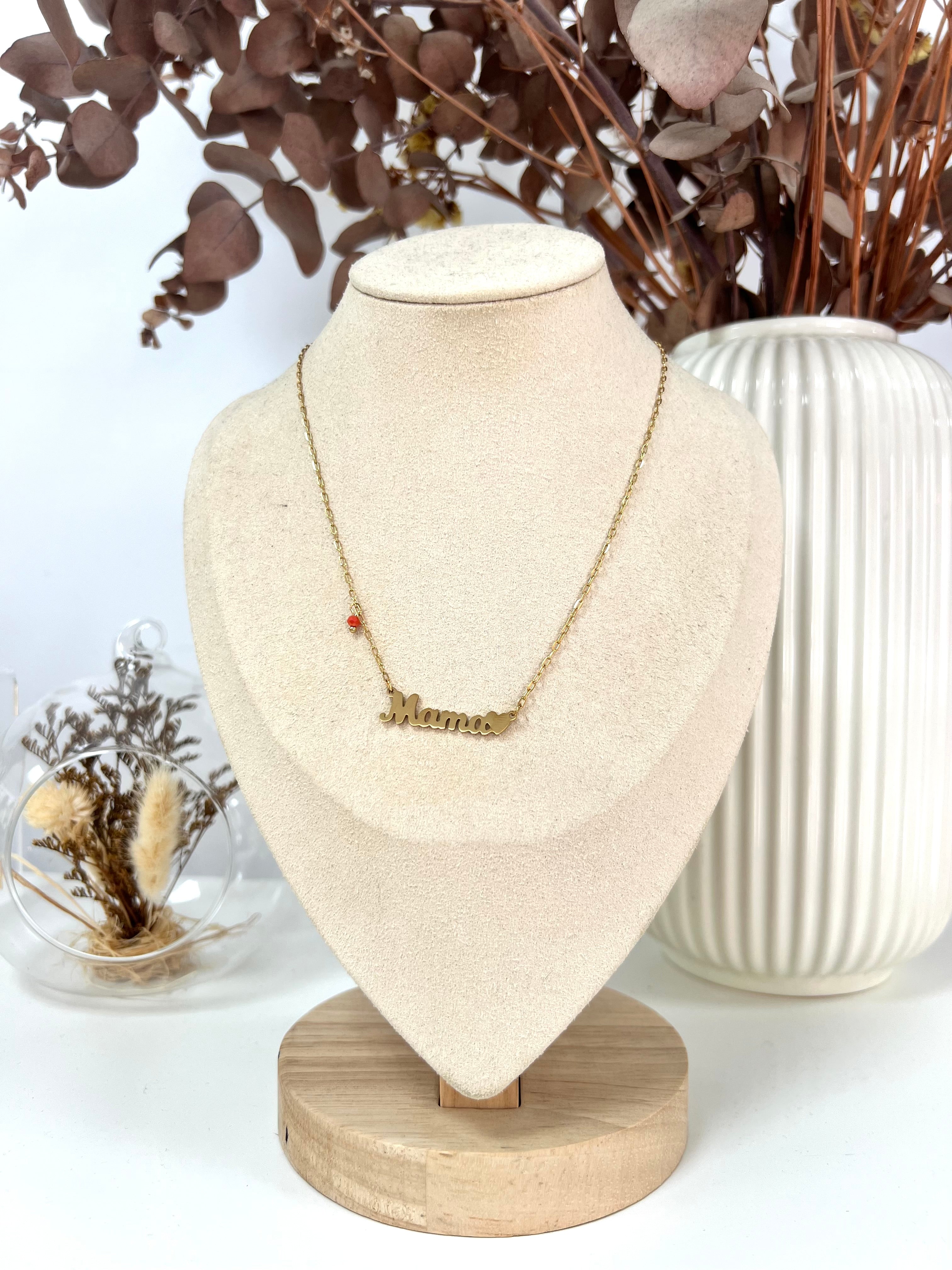 Collar Mamá corazon