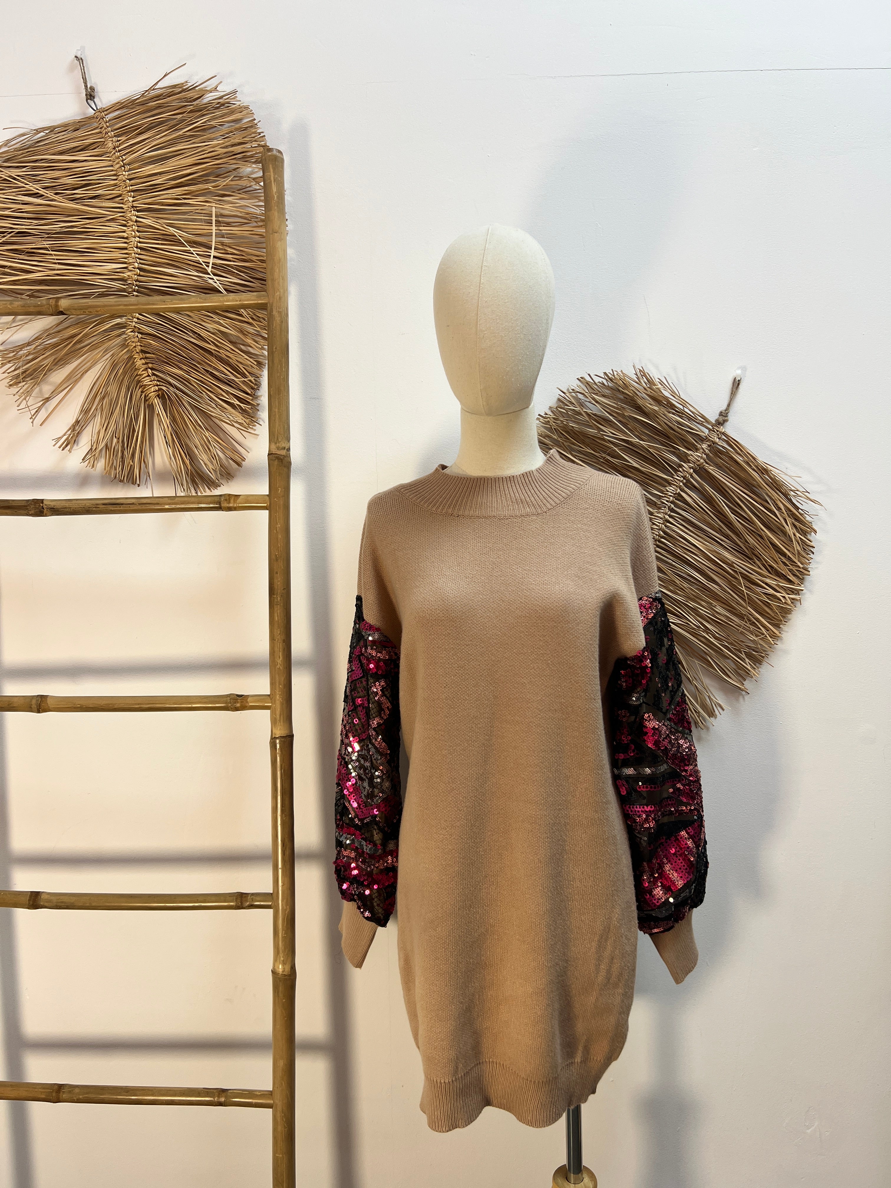 Vestido manga lentejuelas