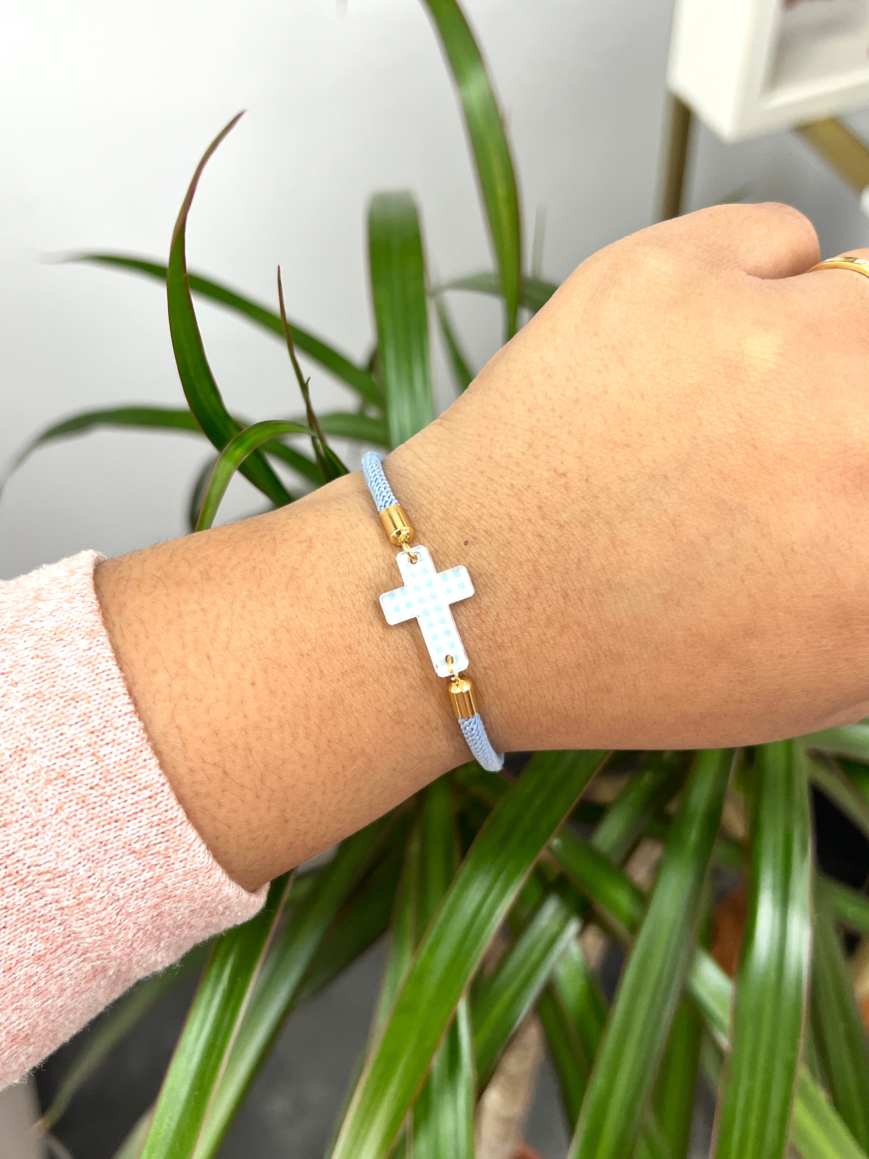 Pulsera cruz
