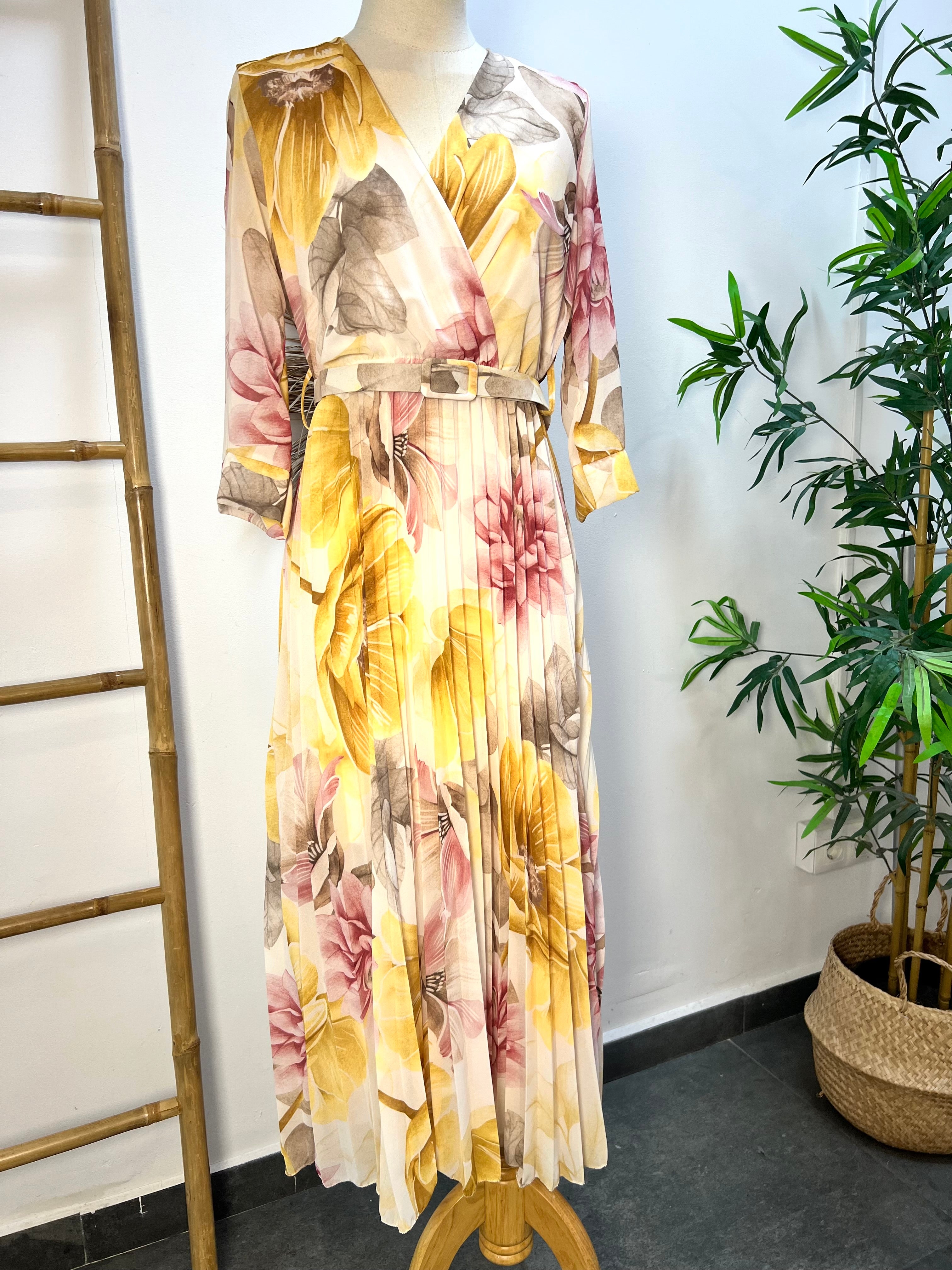 Vestido flores cinturon