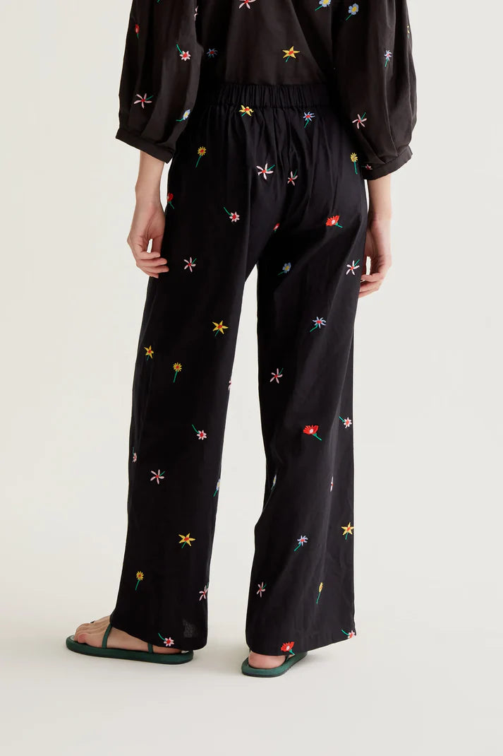 Pantalon con estampado Black Gardener Flowers Compañia Fantastica
