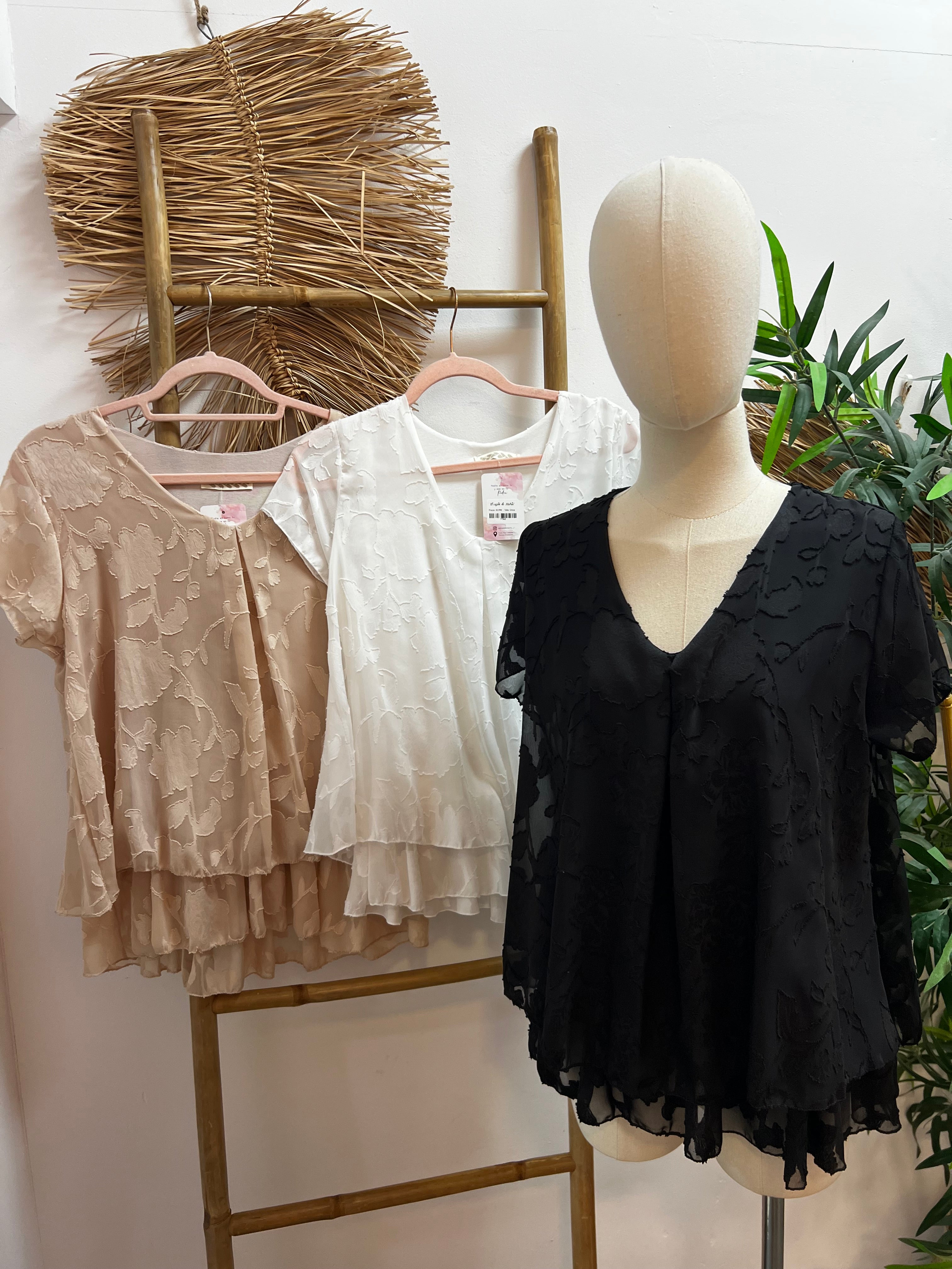 Blusa con texturas