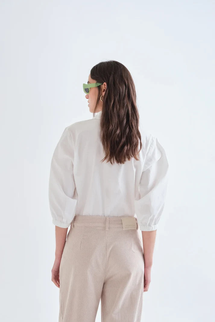 Camisa 100% algodón blanca con botones joyas multicolor Compañía Fantástica