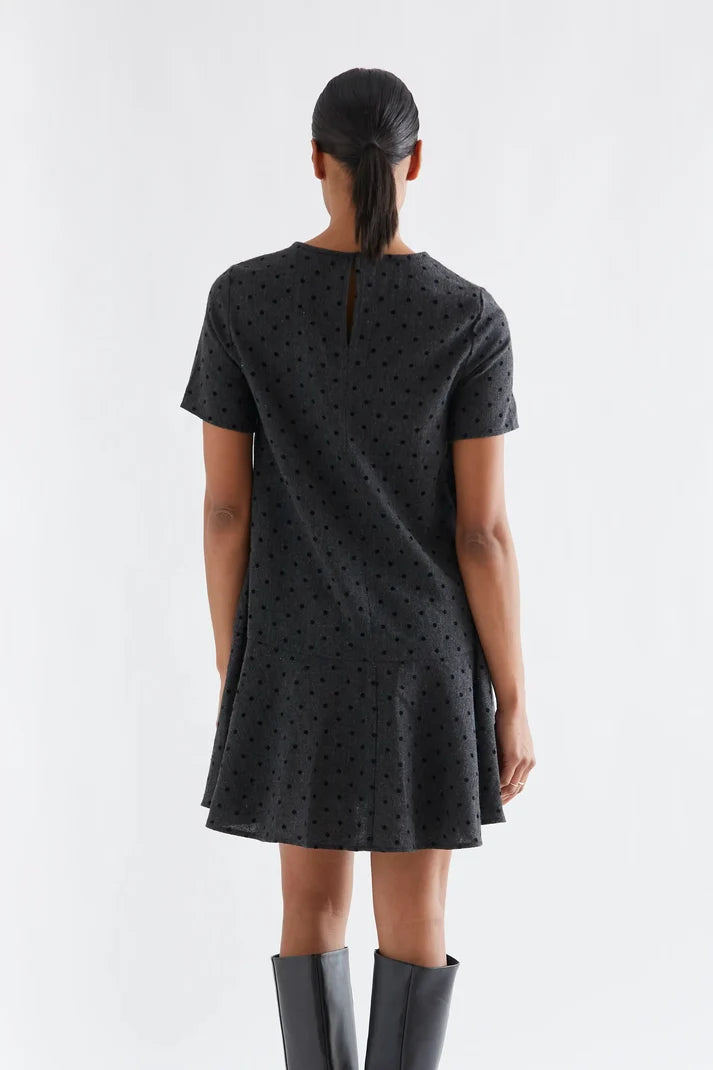 VESTIDO CORTO TWEED GRIS CON PUNTO NEGRO (COMPAÑIA FANTASTICA)