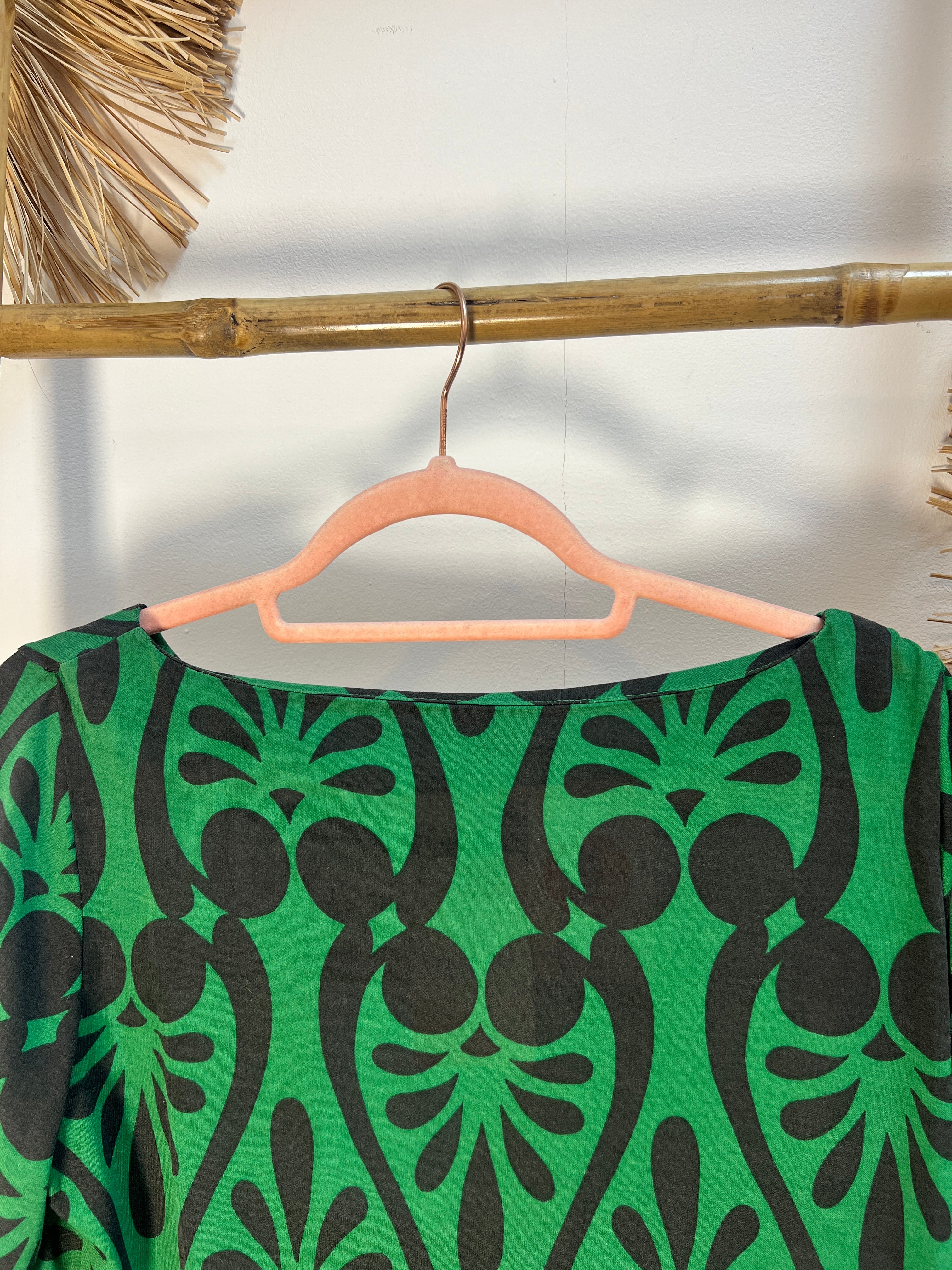 Camiseta con estampado baroque. CF