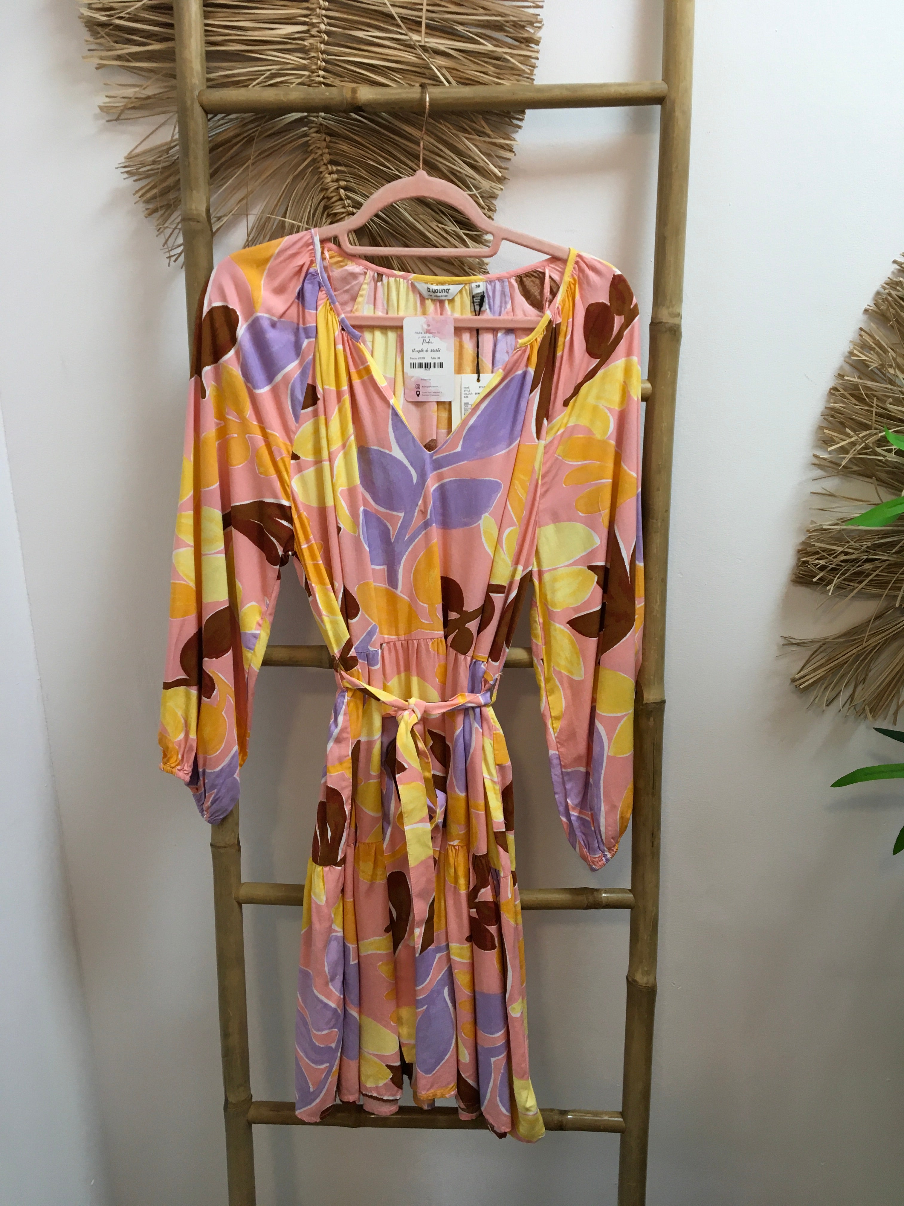 Vestido rosa flores