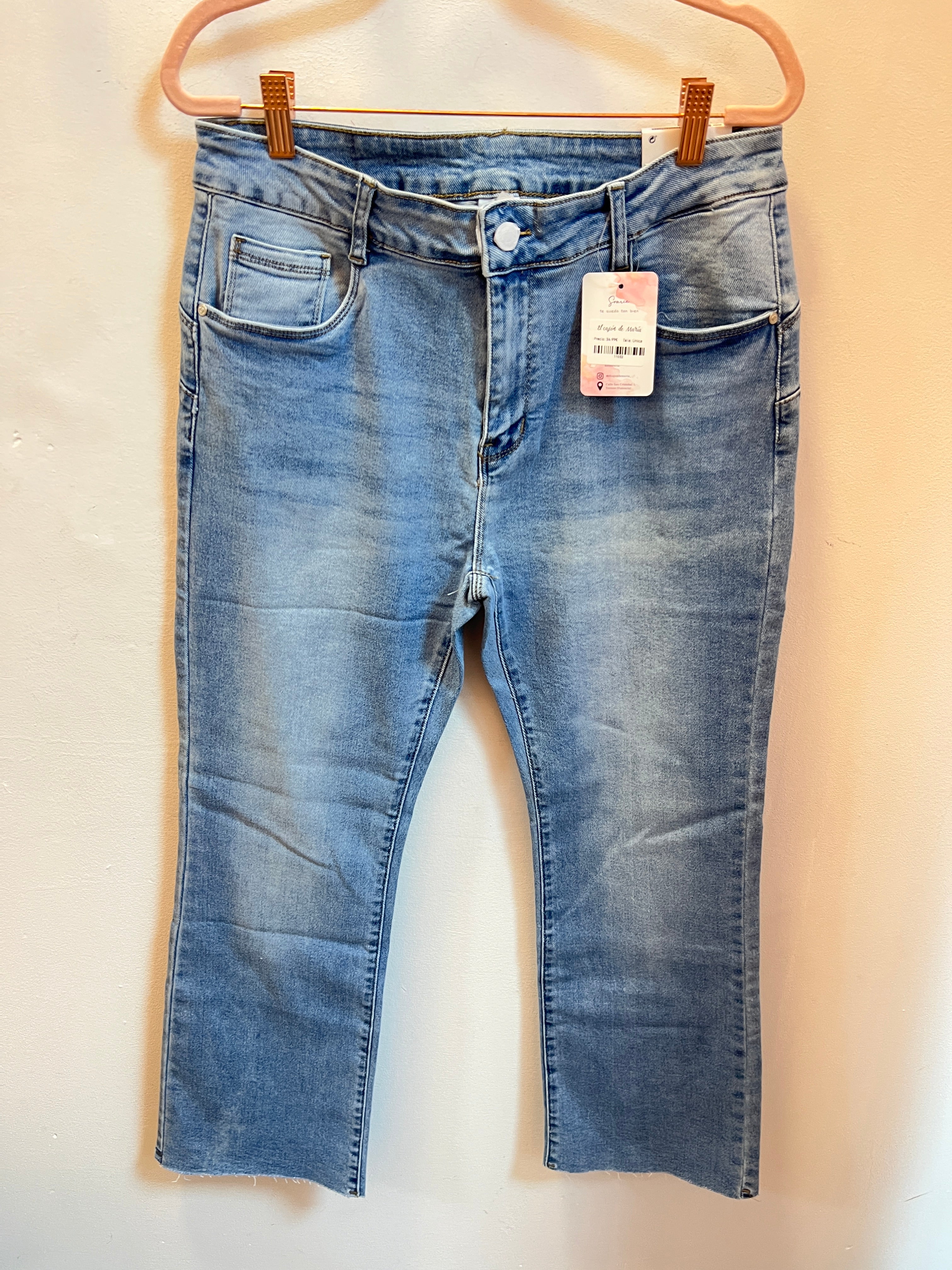 Pantalón push up cropped