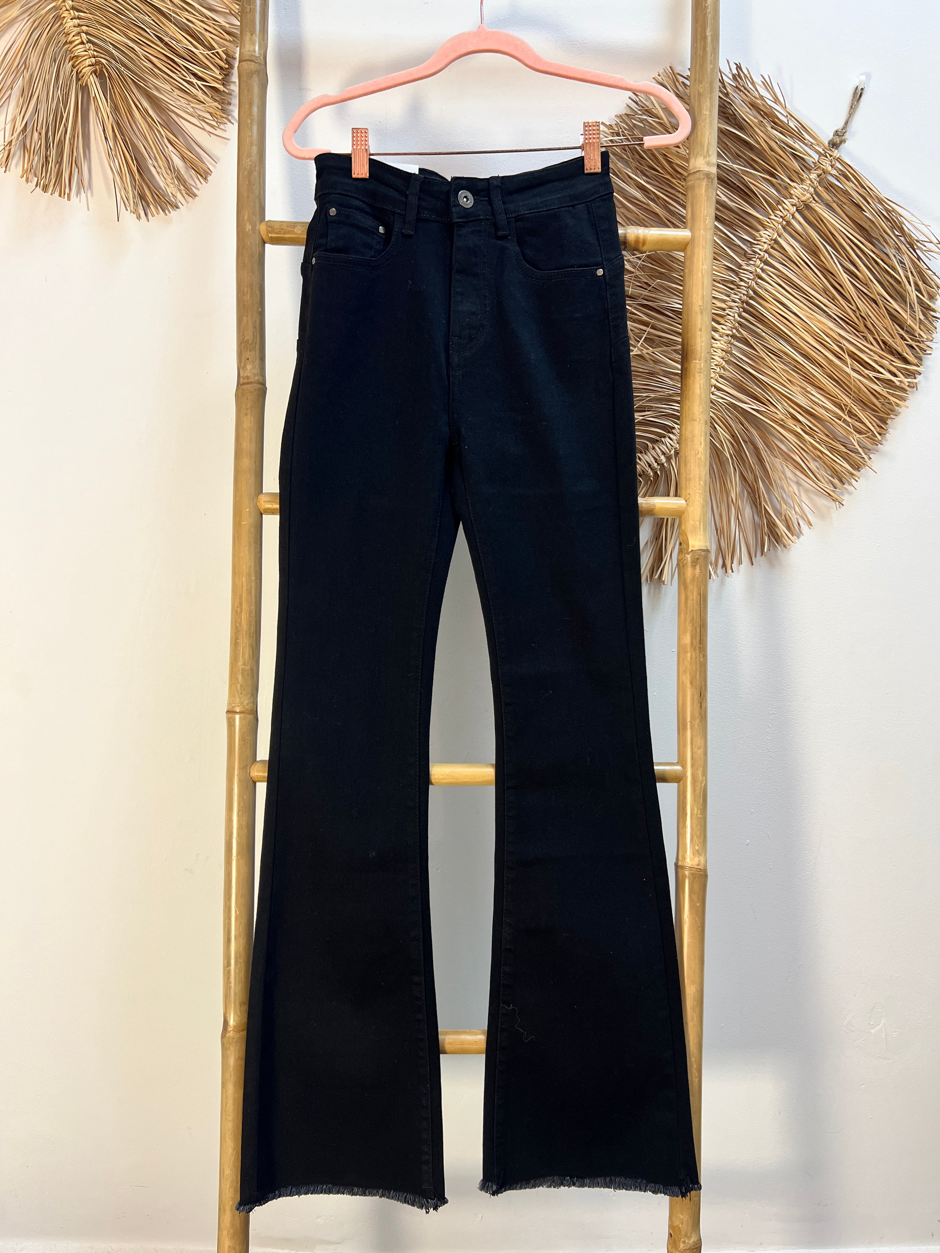 Pantalón campana negro