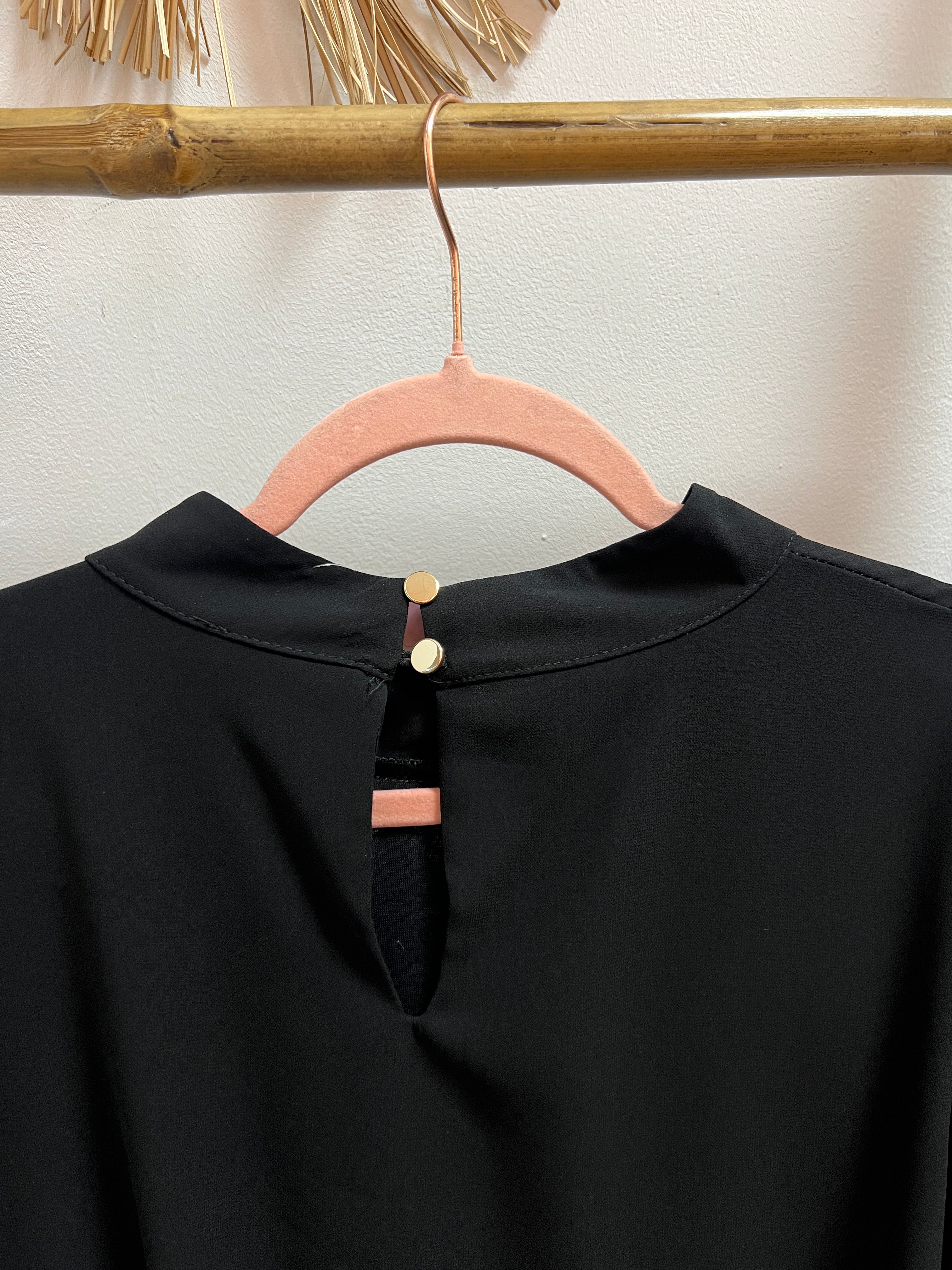 Blusa elegant basic