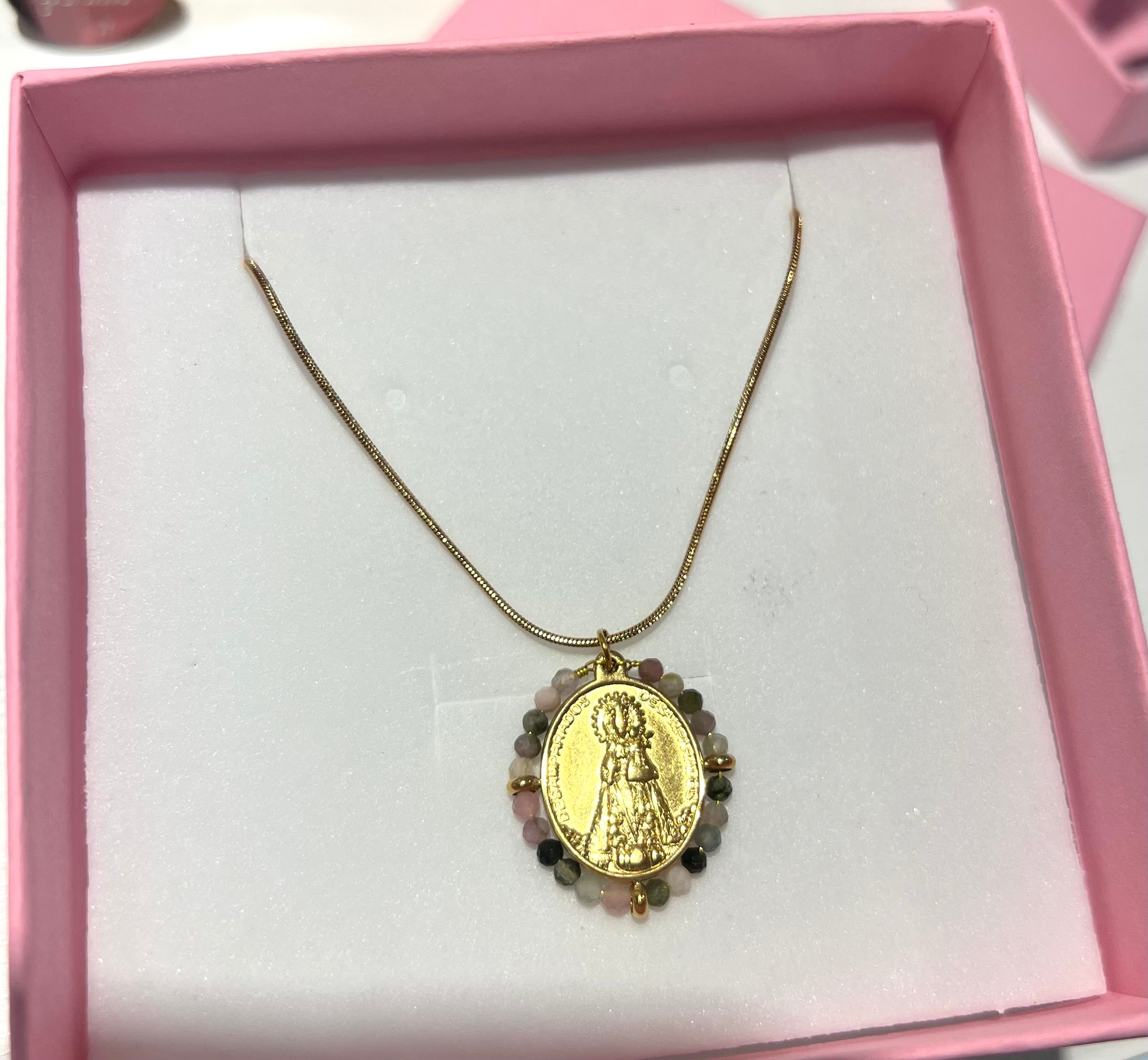 Collar Virgen