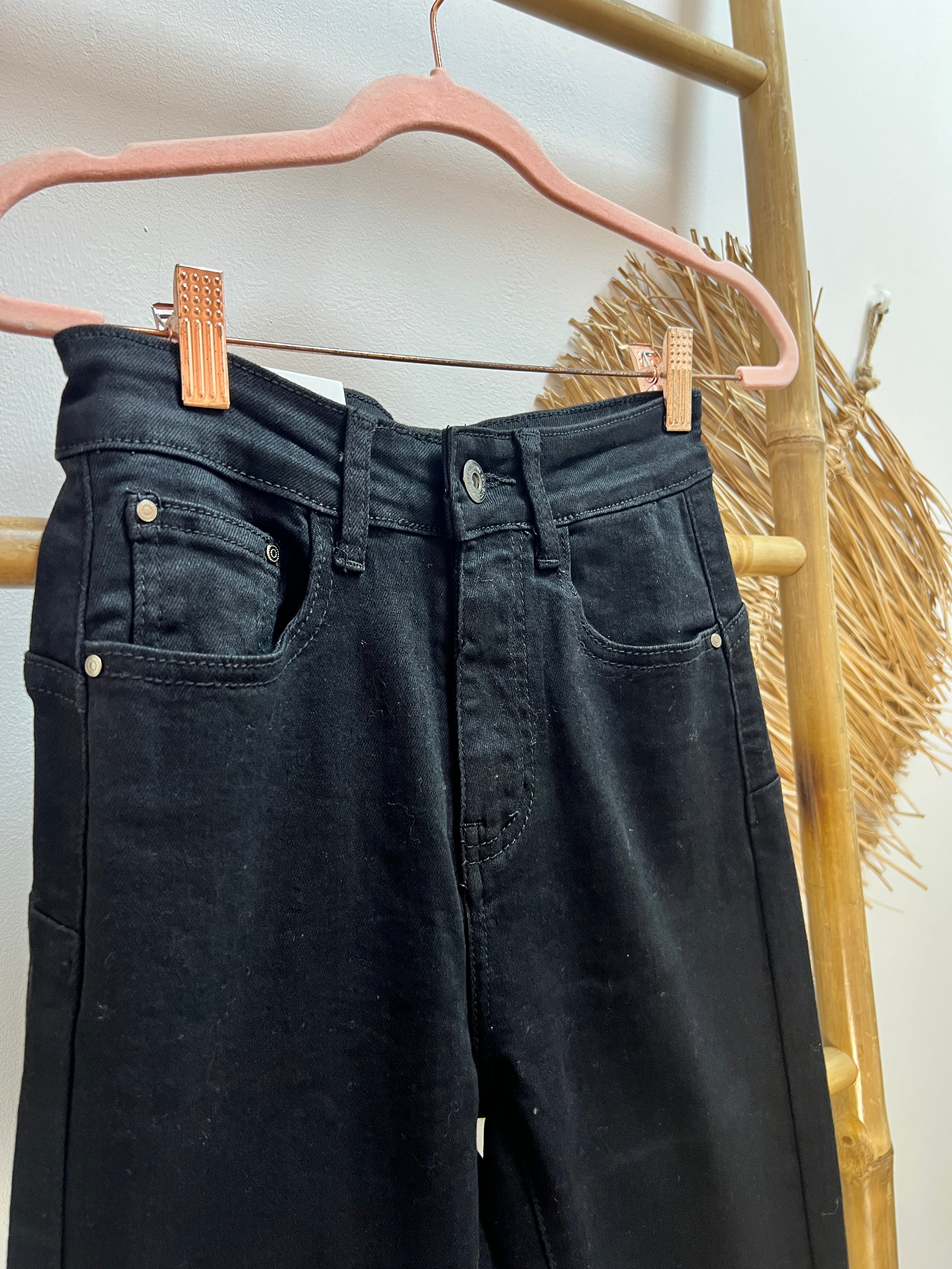 Pantalón campana negro