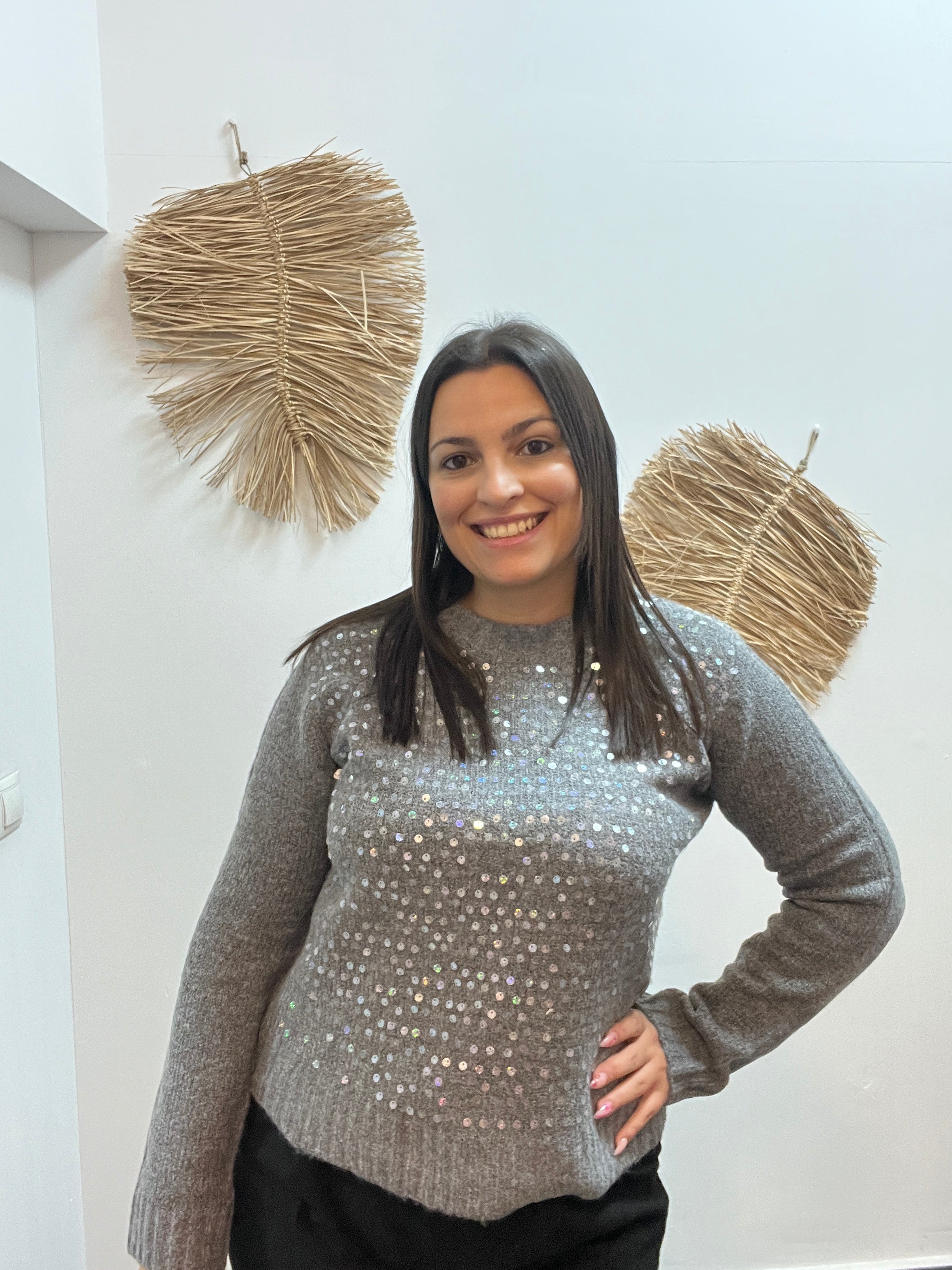 Jersey de punto gris con detalles en lentejuela CF
