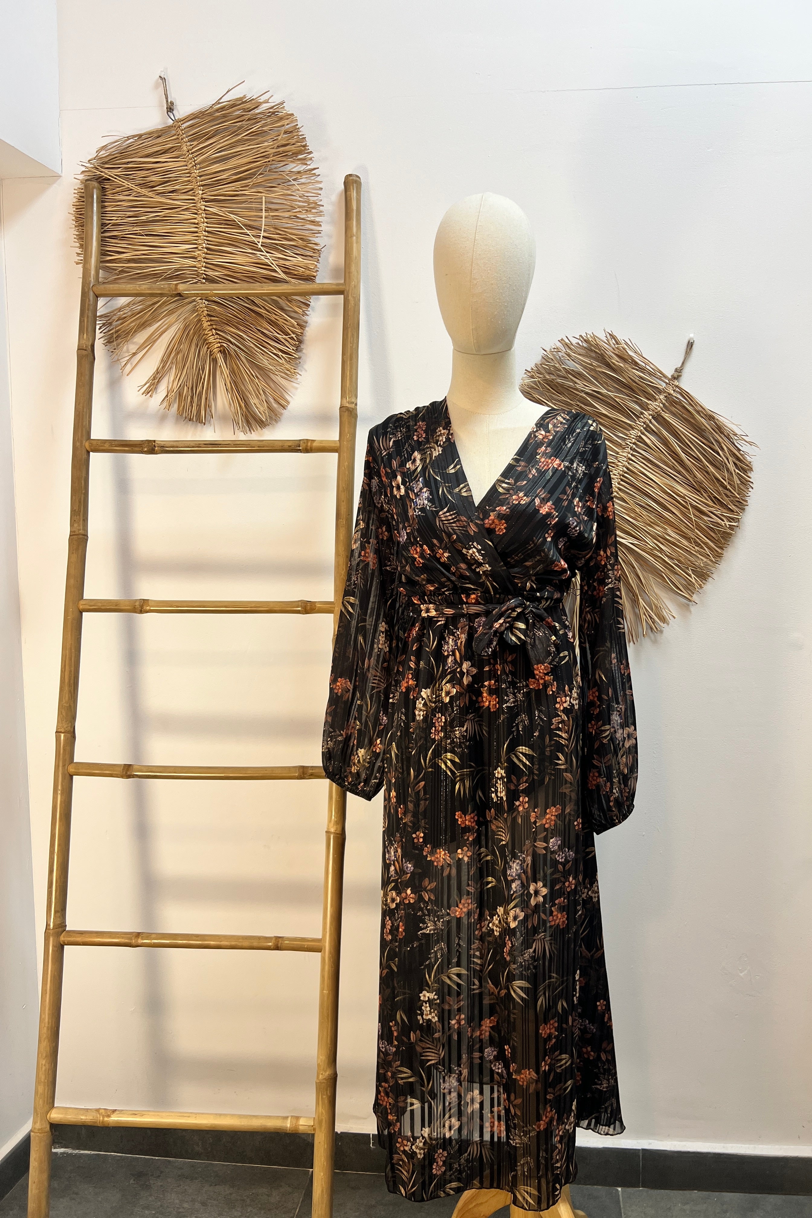 Vestido negro flores