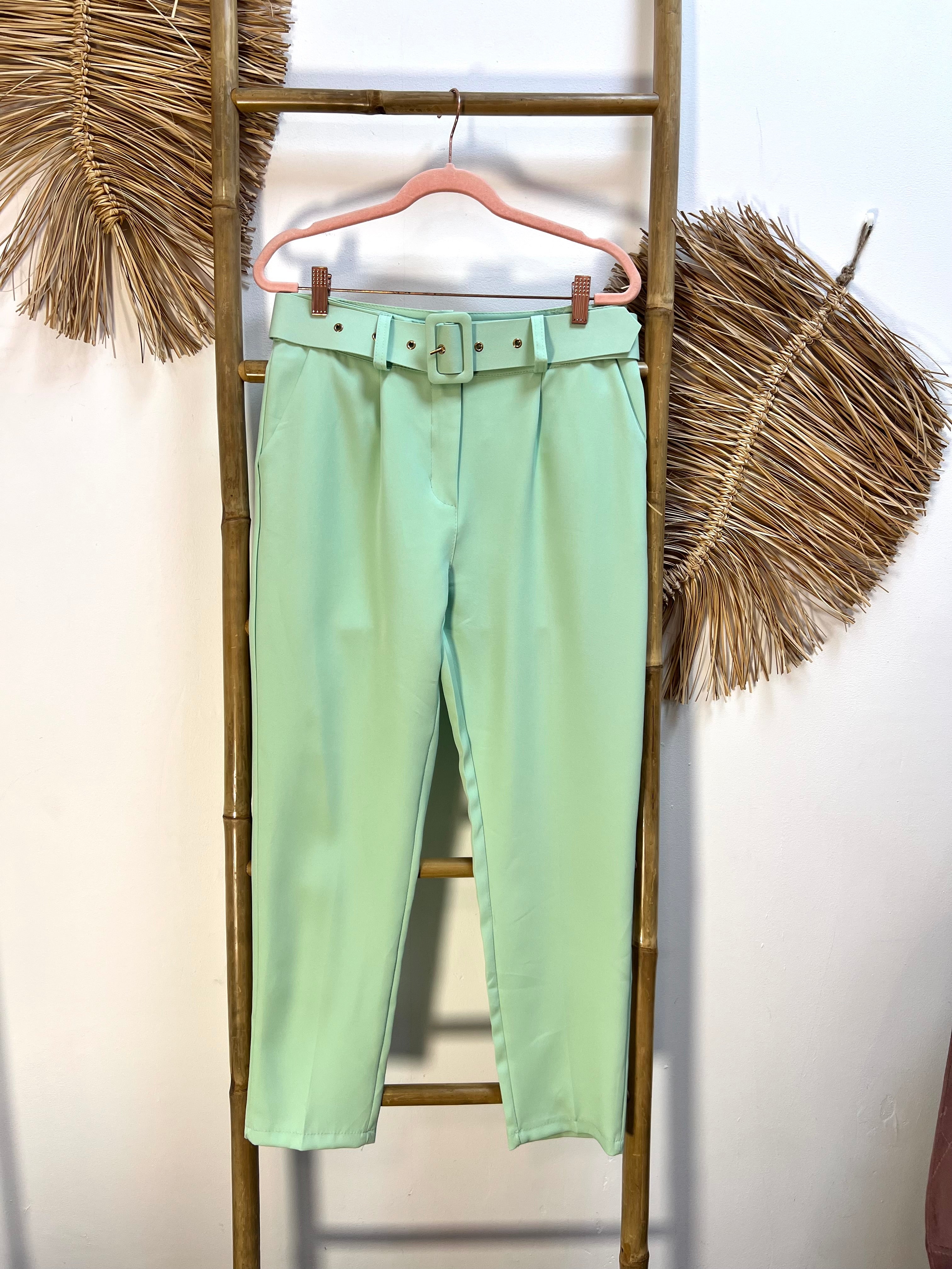 Pantalón cinturón chic