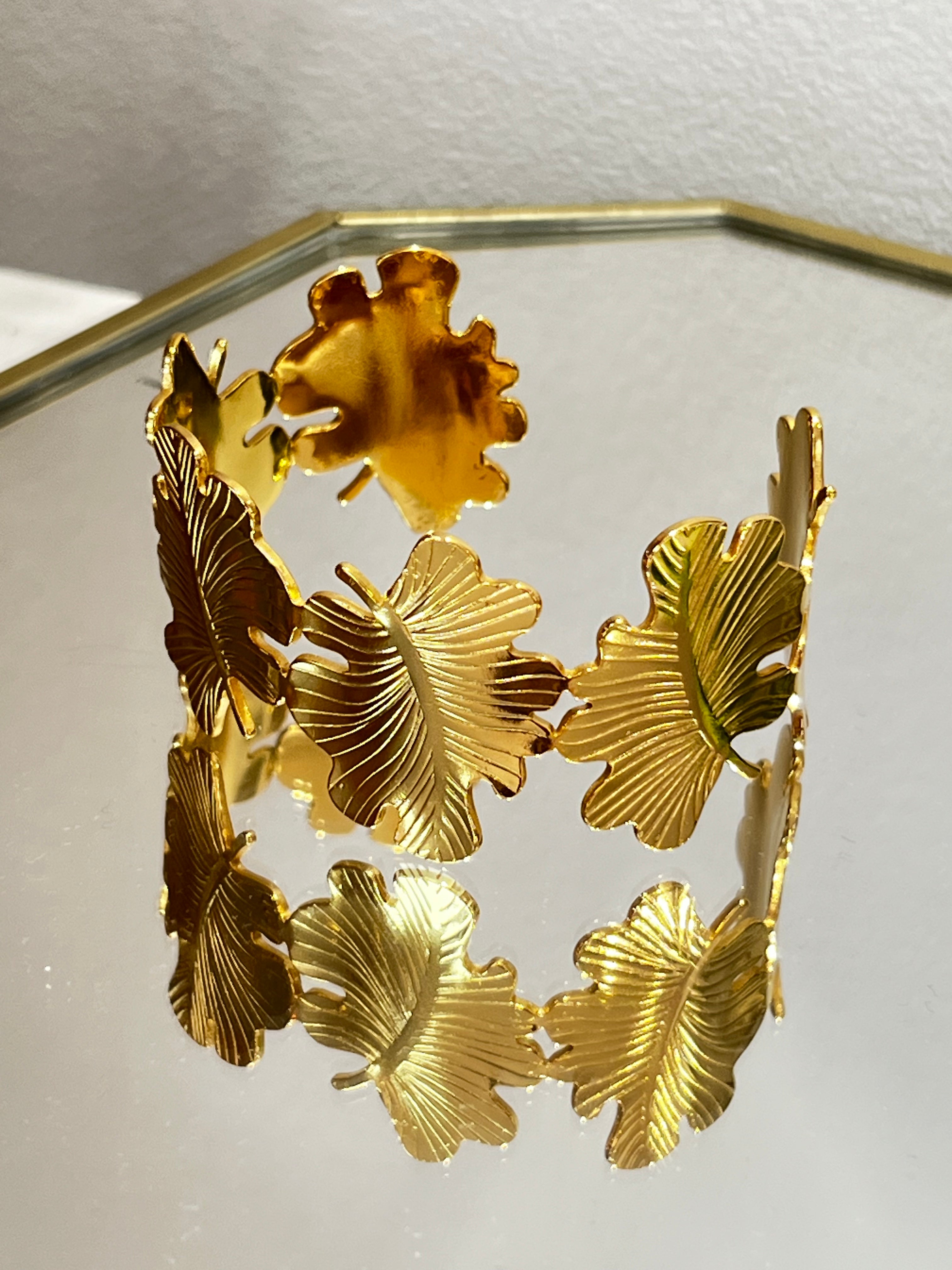 Brazalete dorado