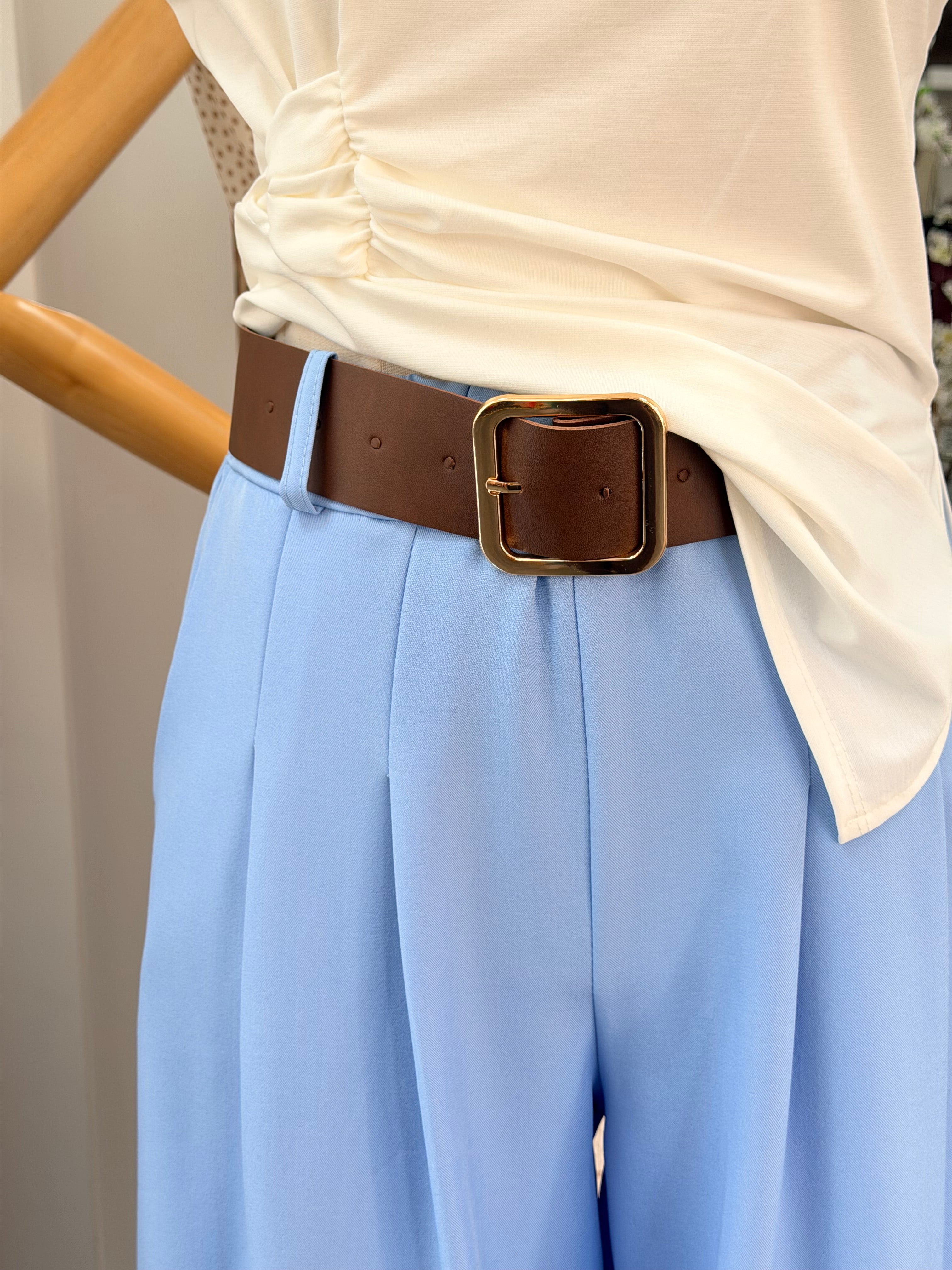 Pantalon de traje con cinturón
